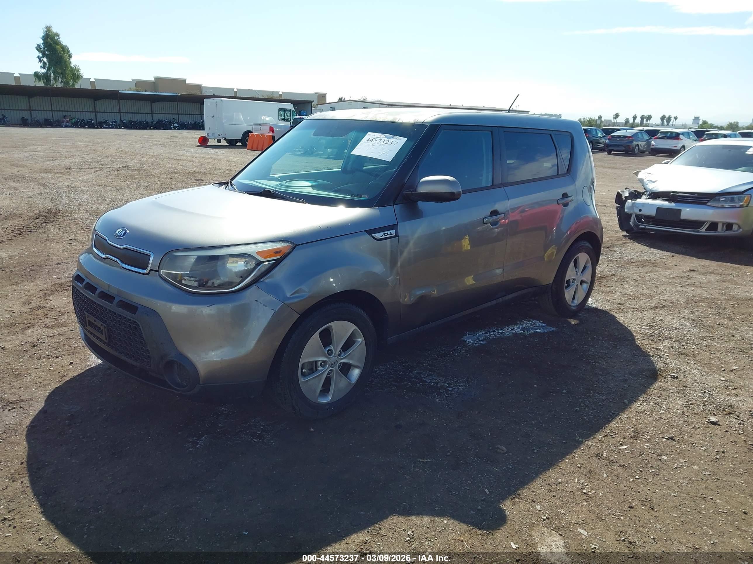 KIA SOUL image 2