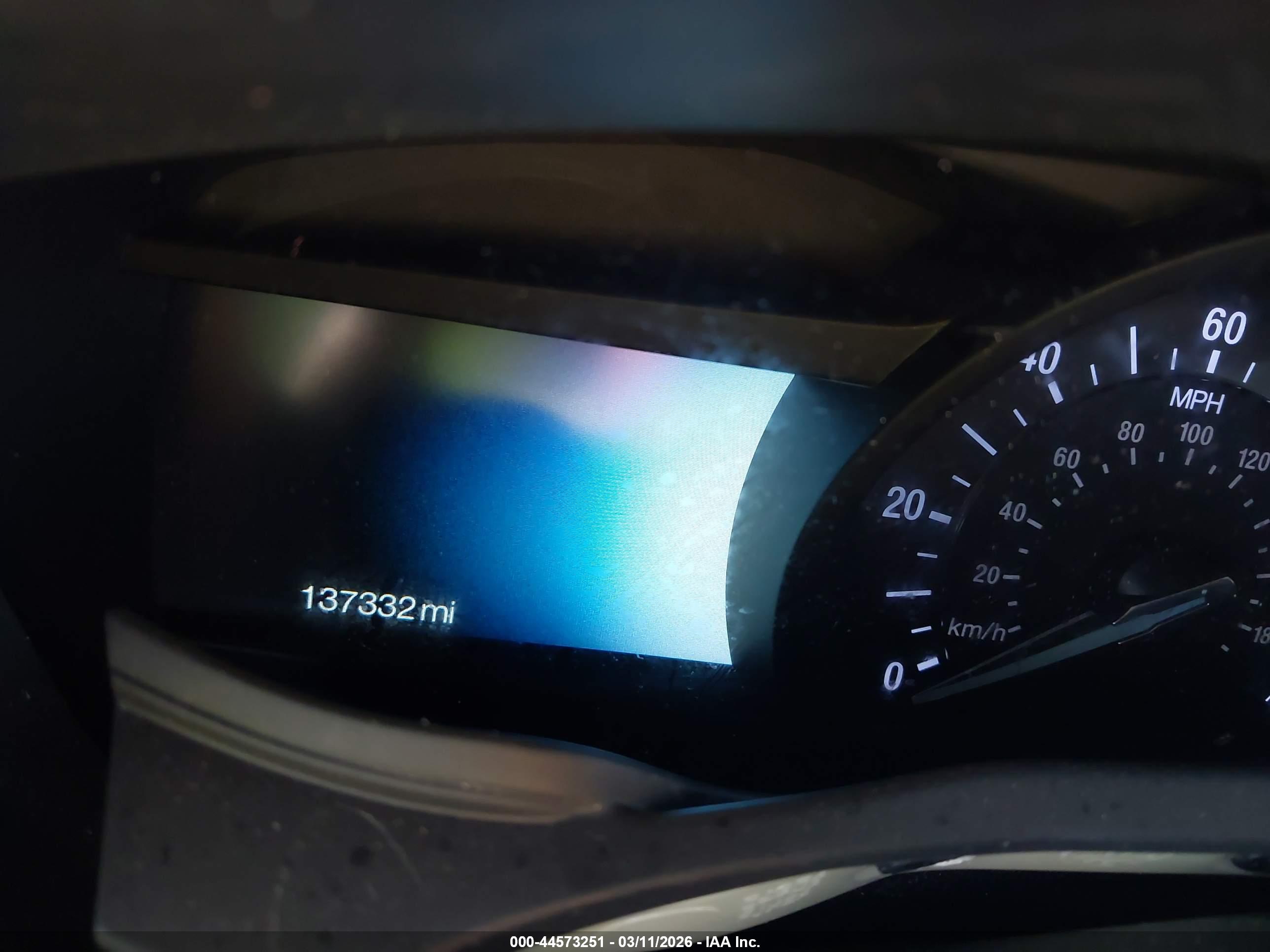 FORD FUSION image 7