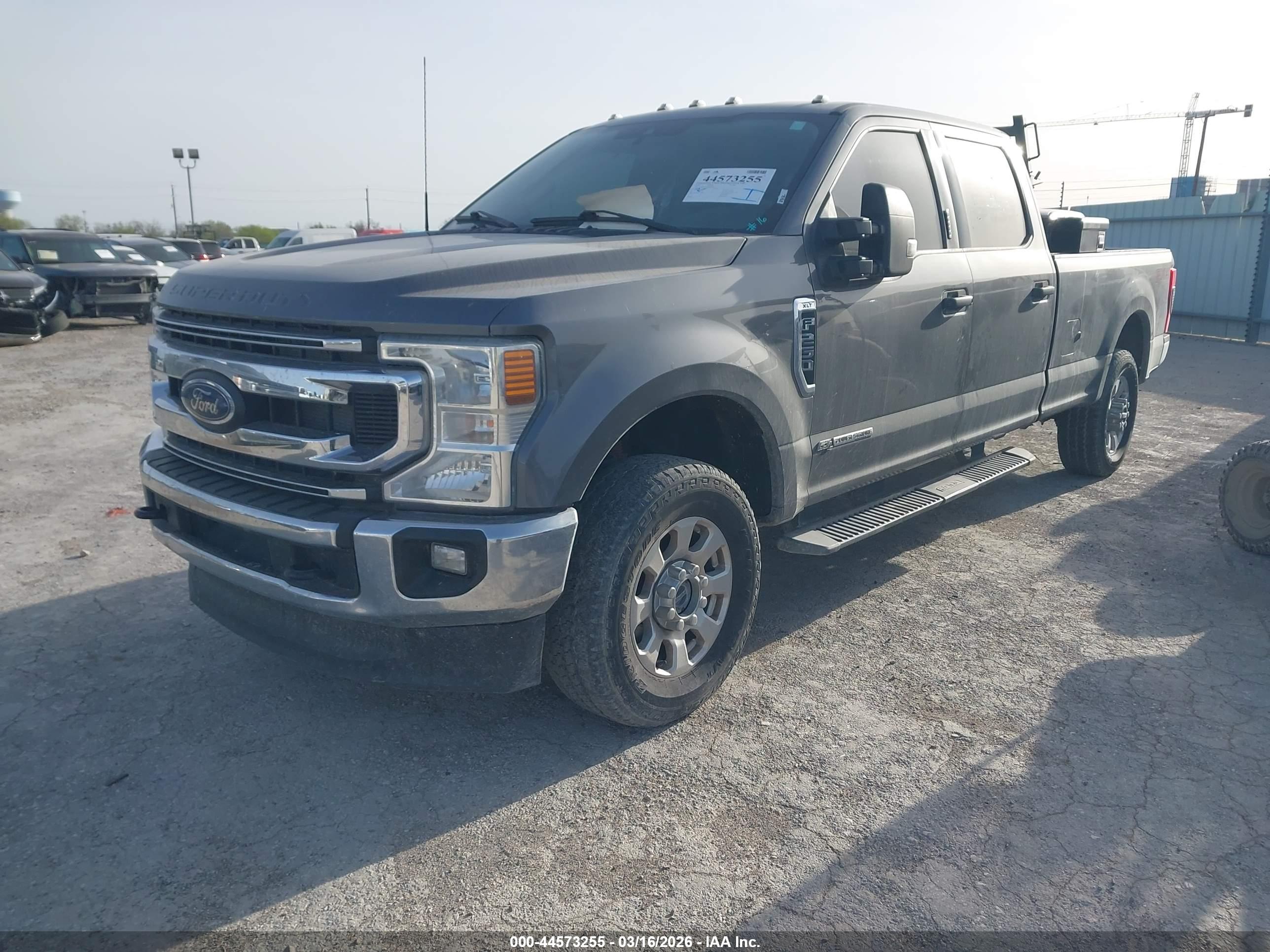 FORD F-250 image 2