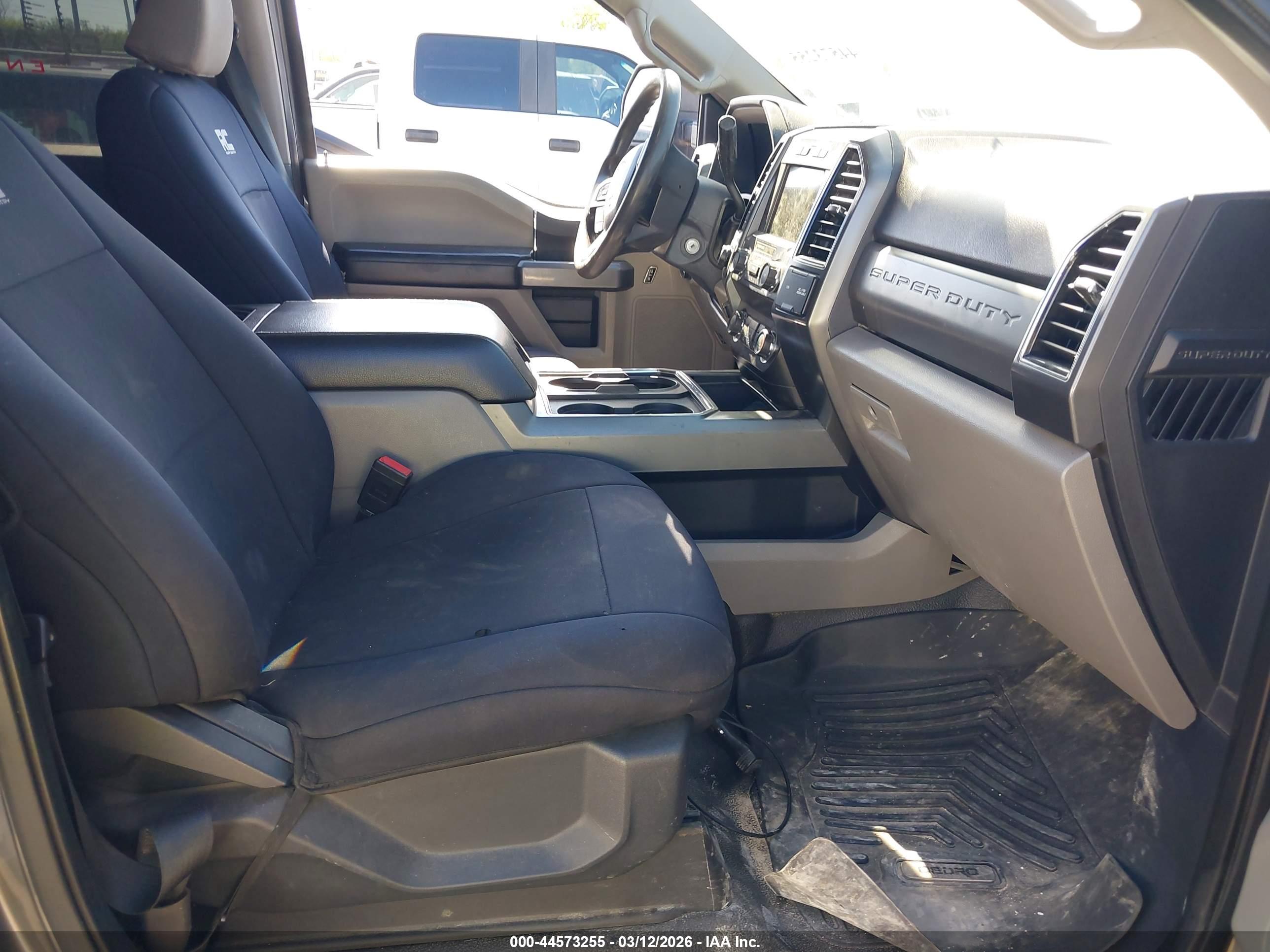 FORD F-250 image 8