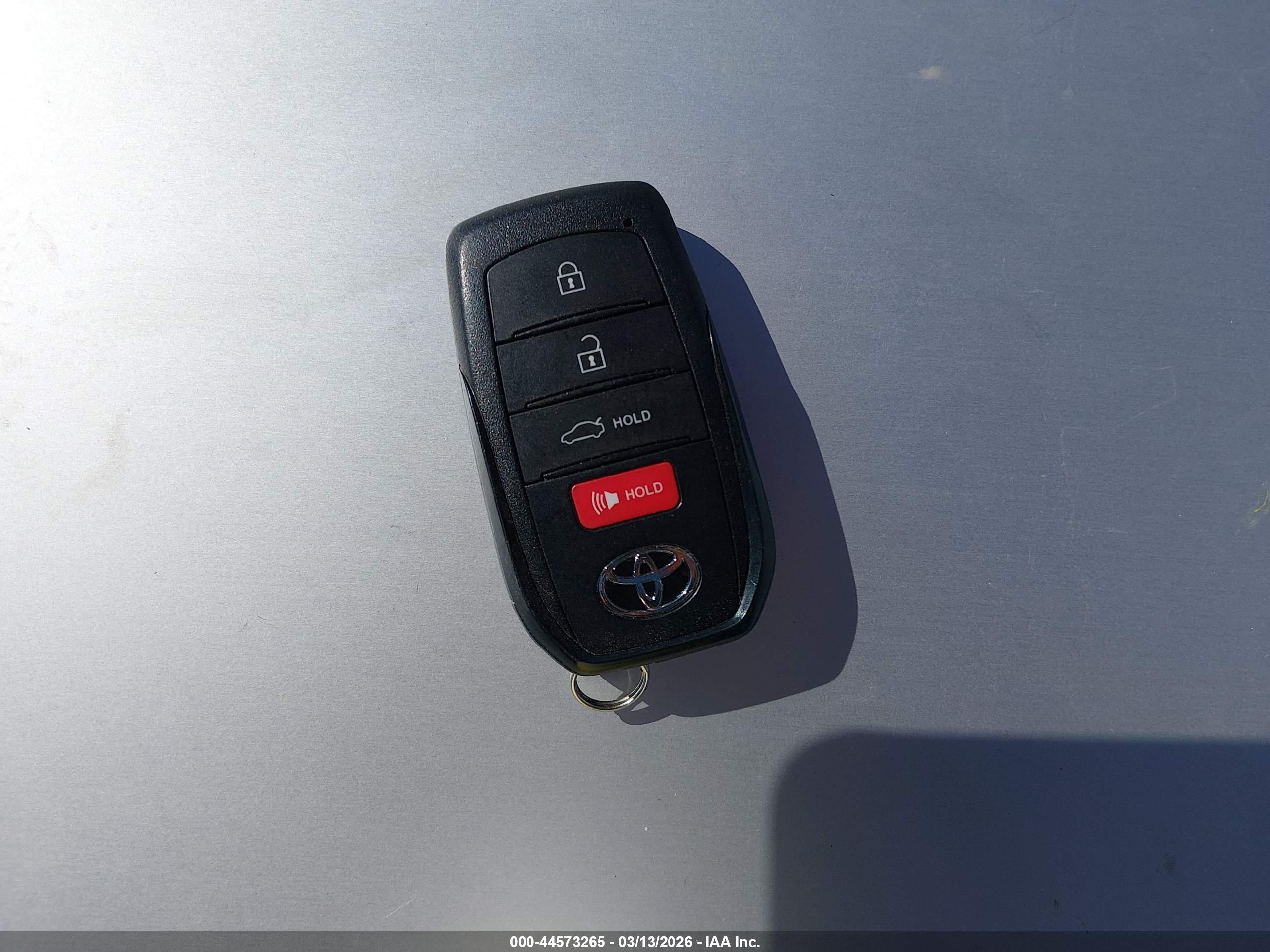 TOYOTA CROWN image 11