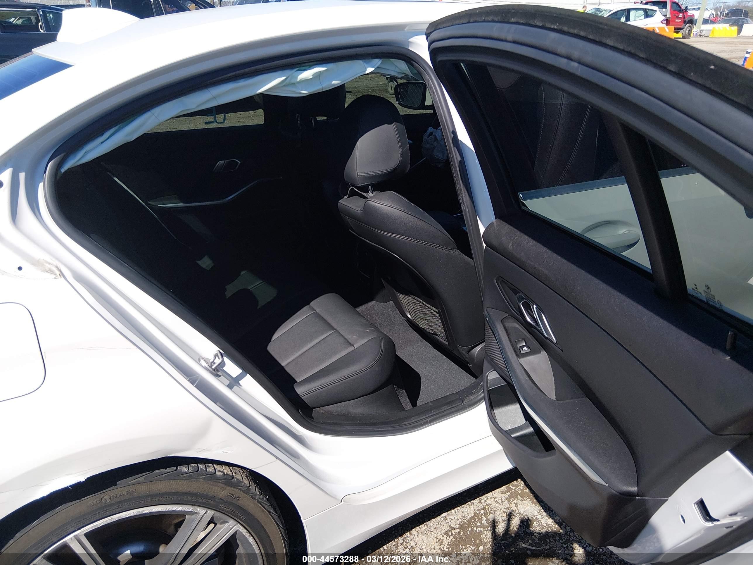 BMW 330I image 8