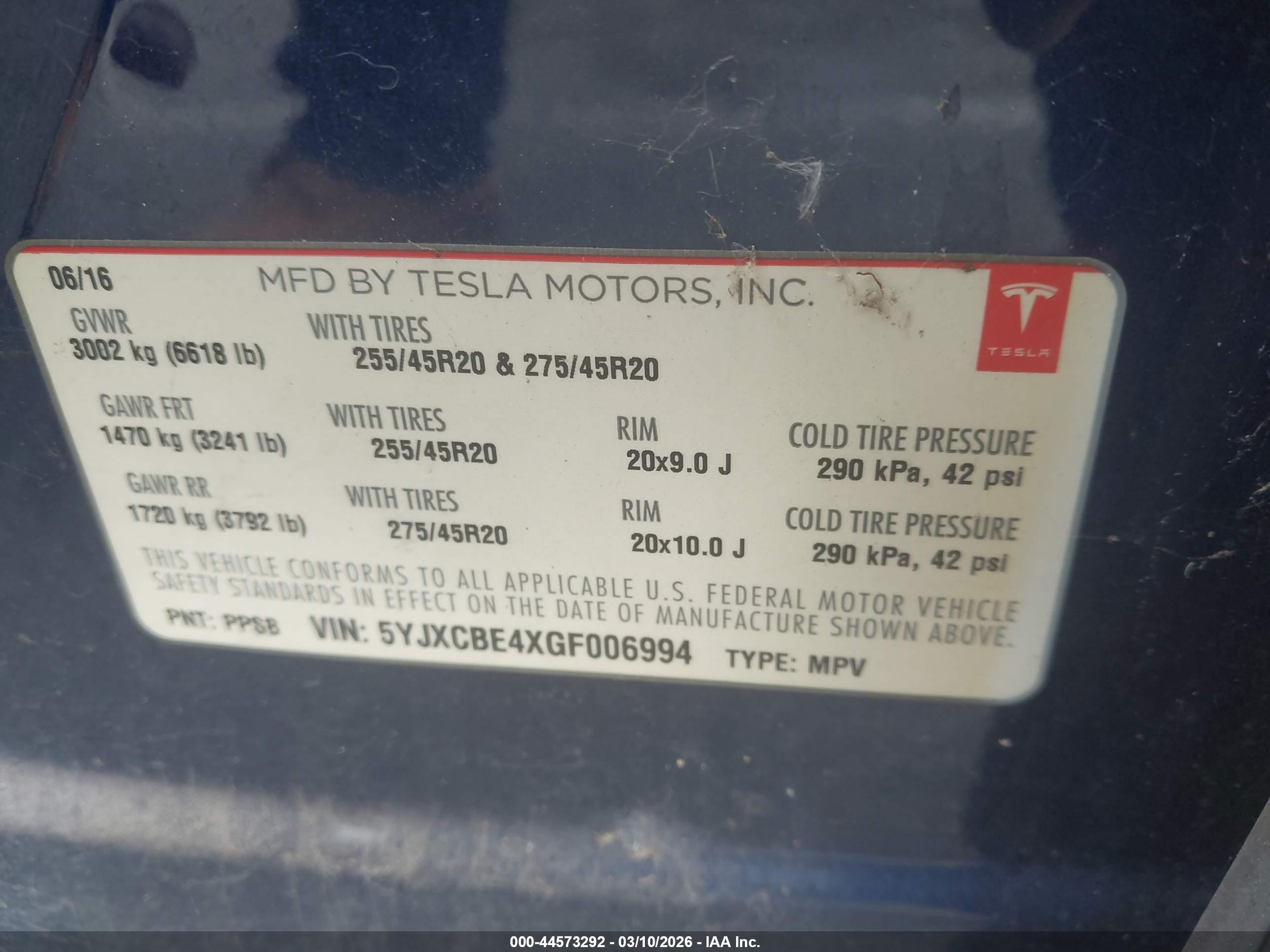 TESLA MODEL image 9