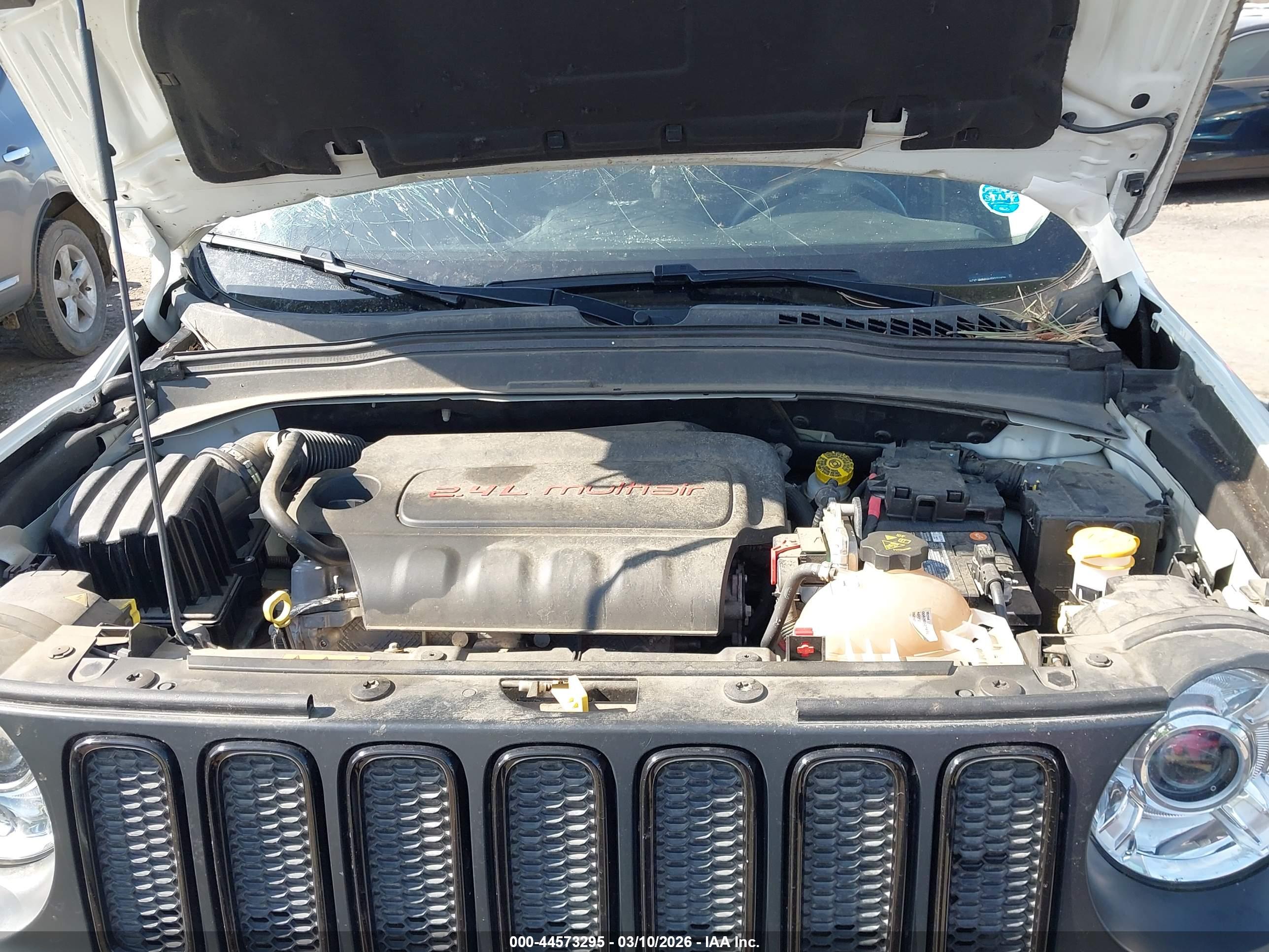 JEEP RENEGADE image 10
