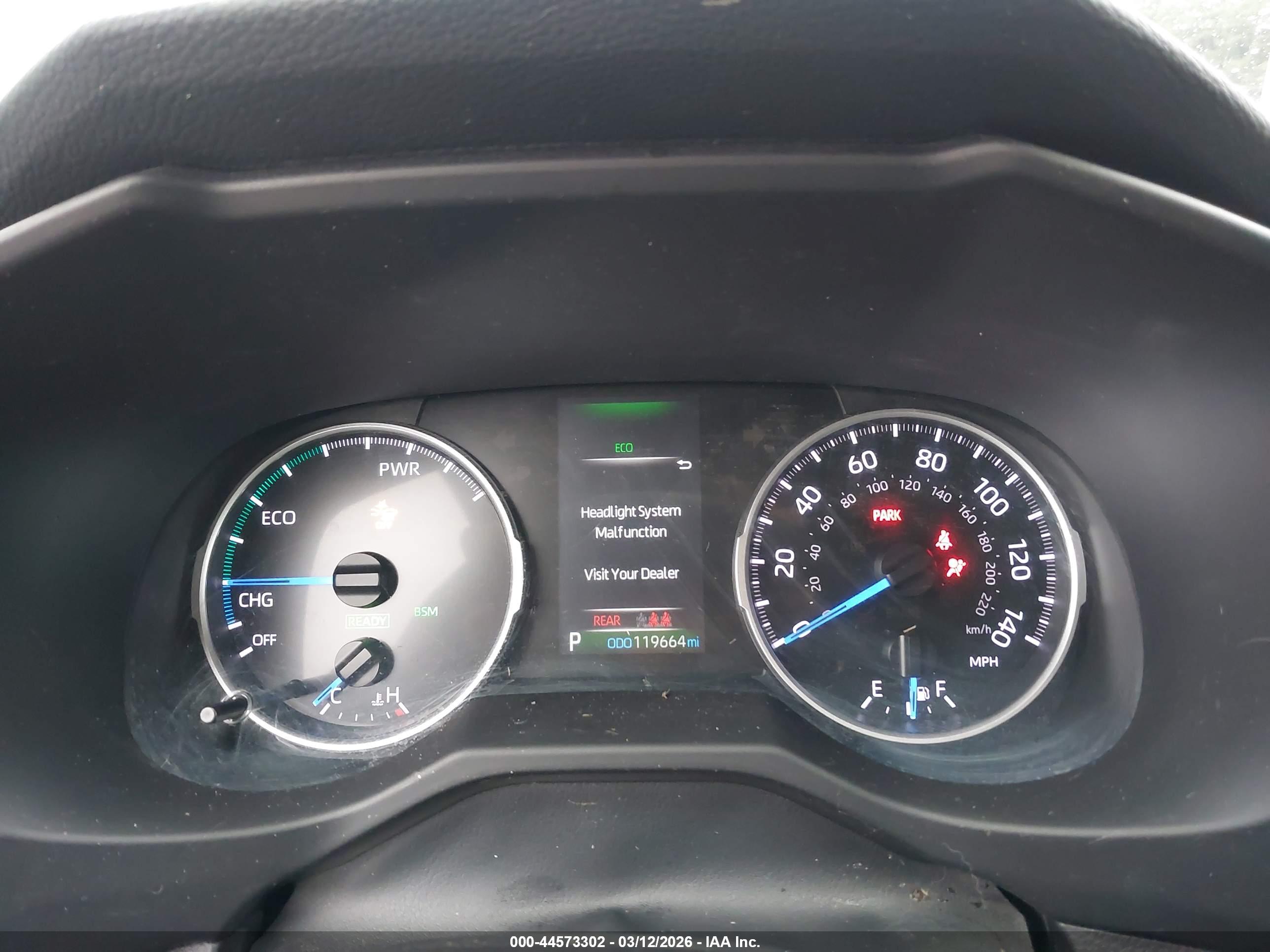 TOYOTA RAV4 image 7