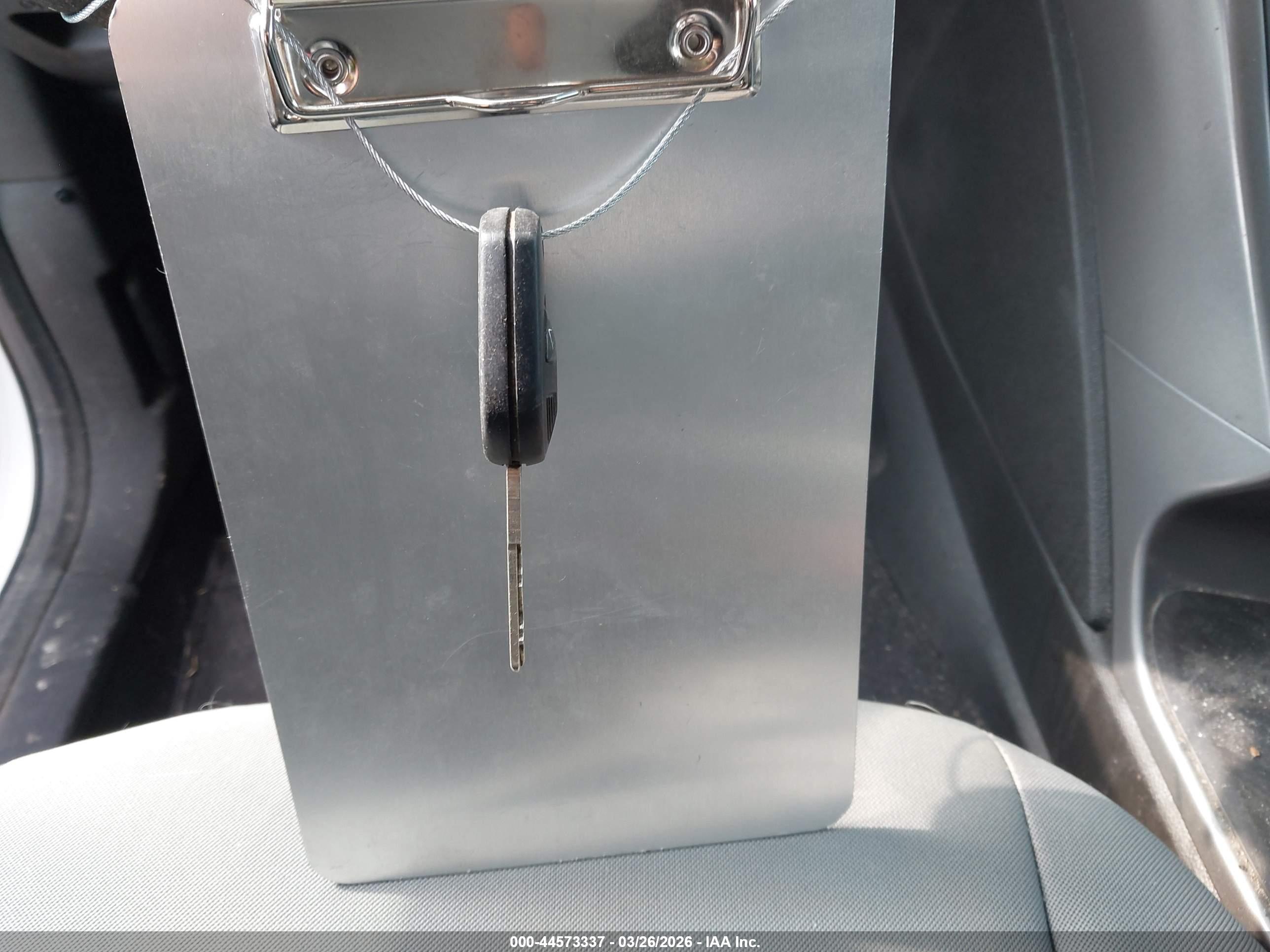 FORD ESCAPE image 11