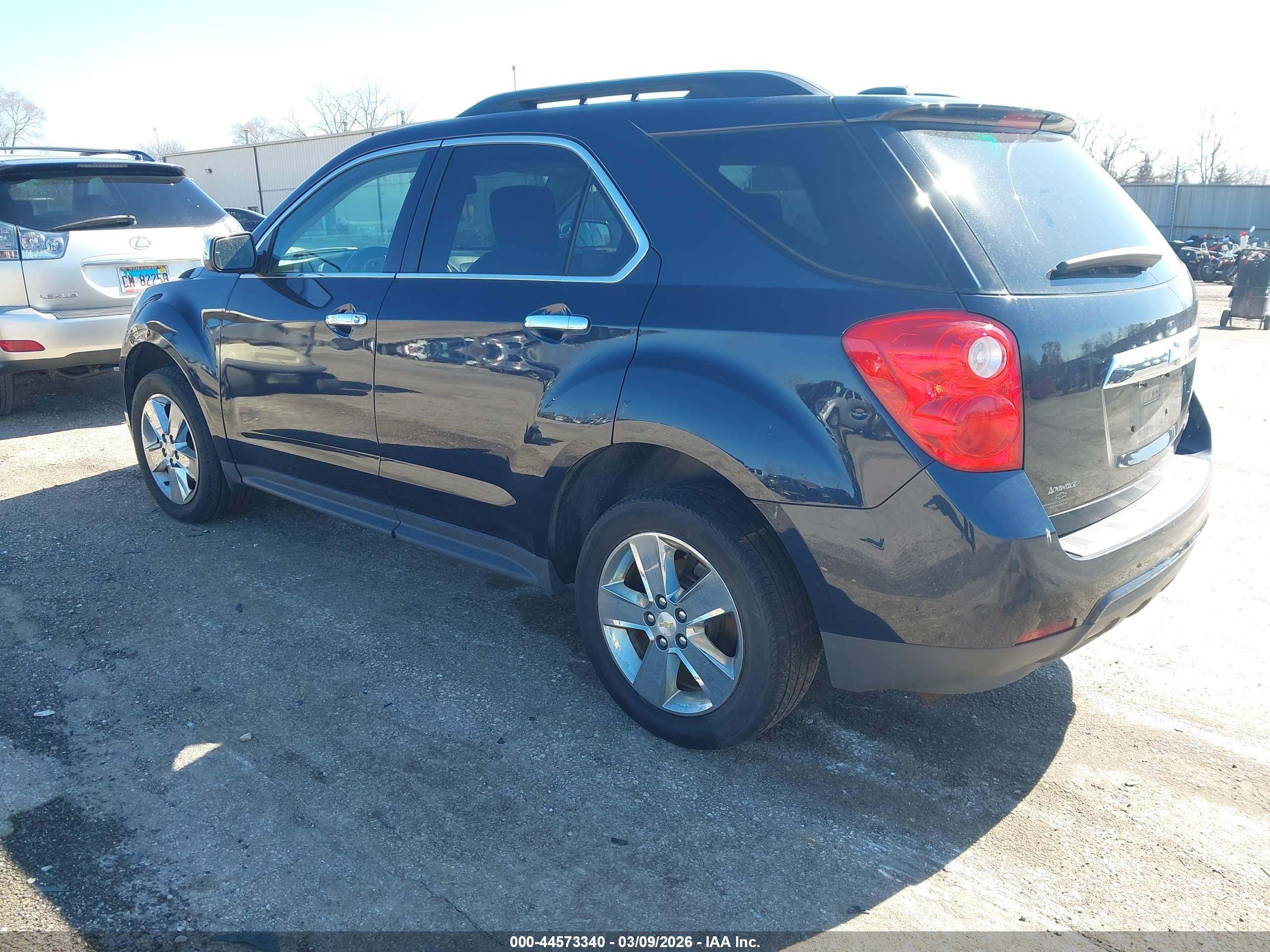 CHEVROLET EQUINOX image 3