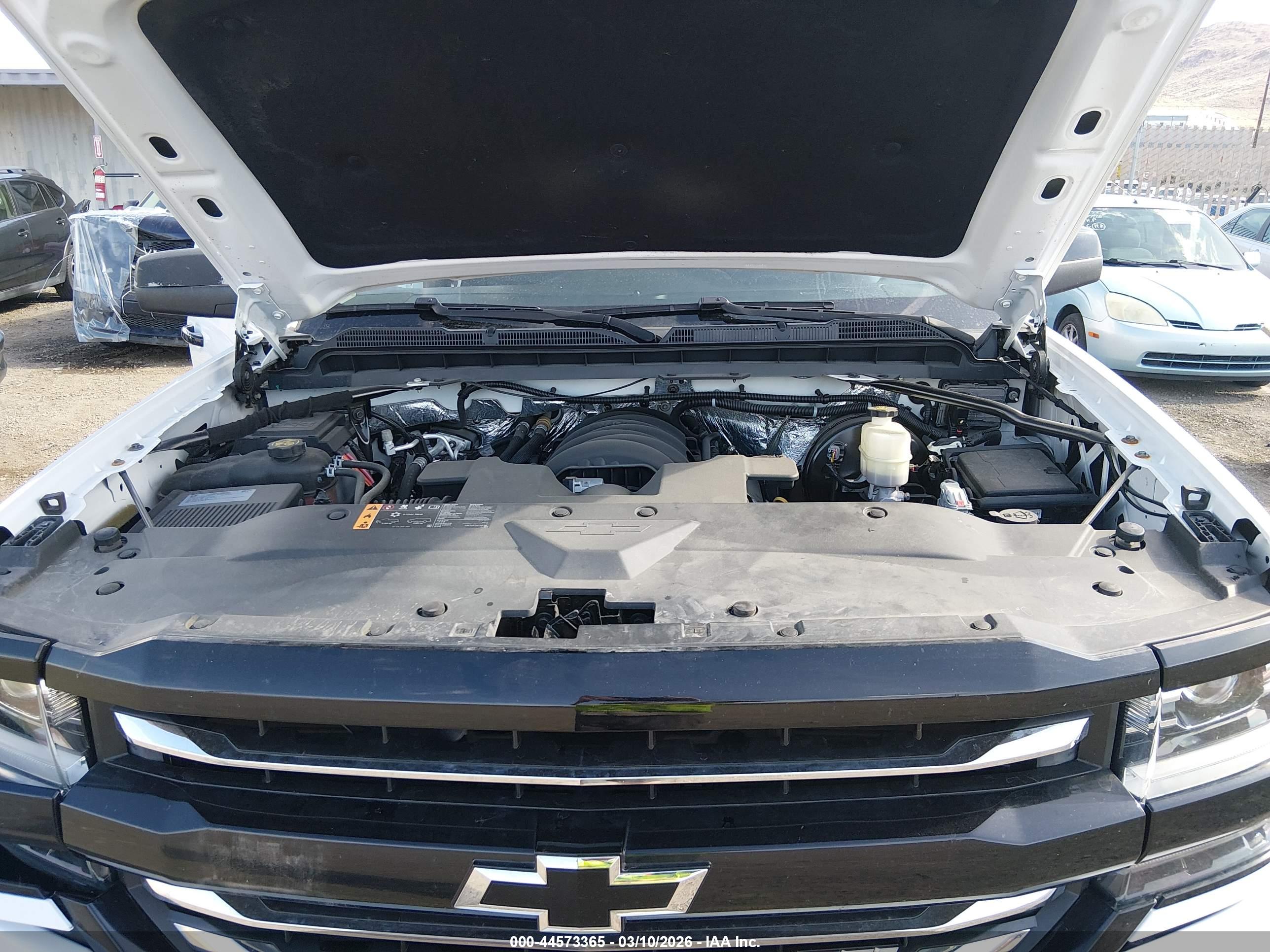 CHEVROLET SILVERADO image 10