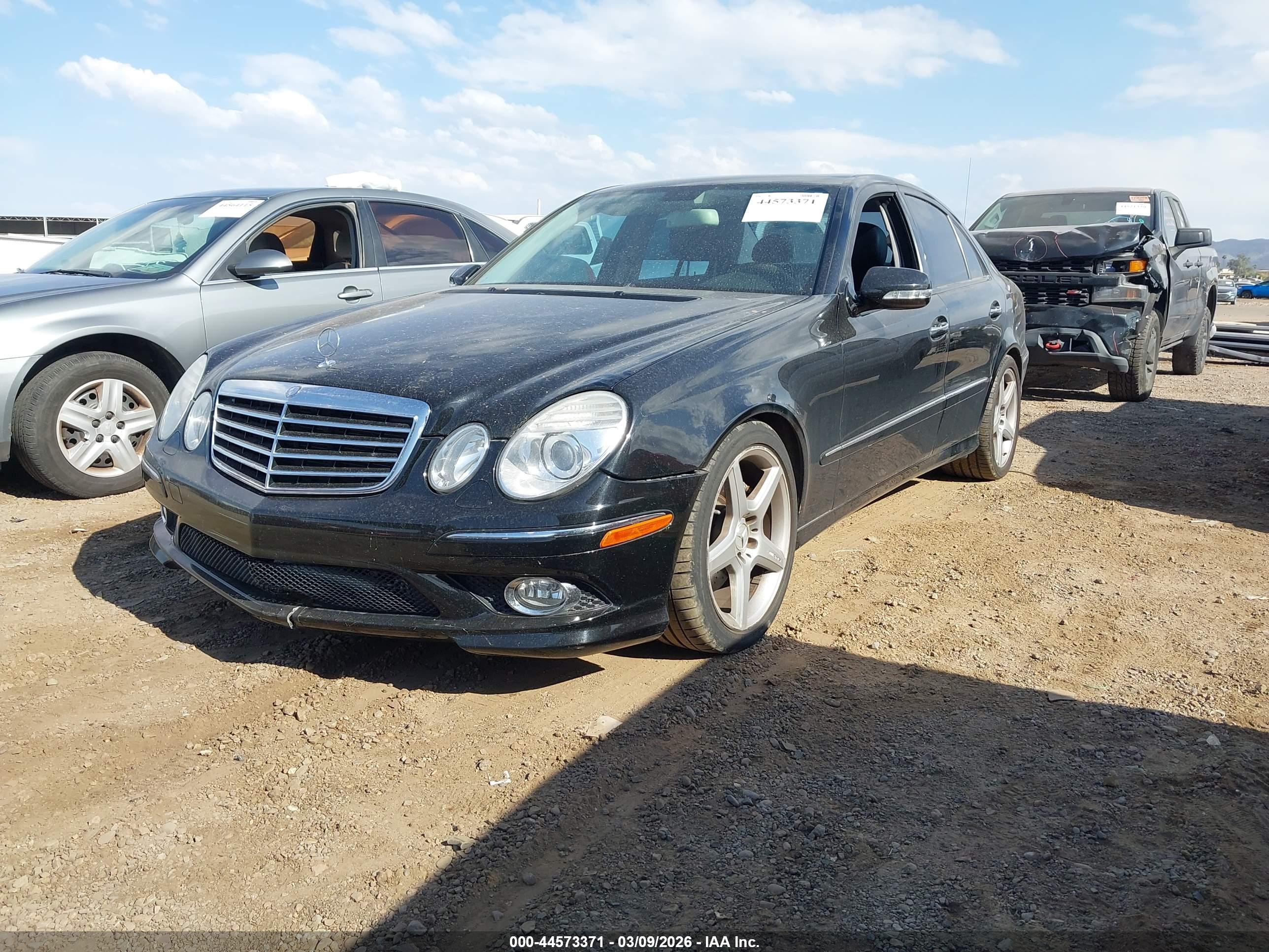 MERCEDES-BENZ E image 6