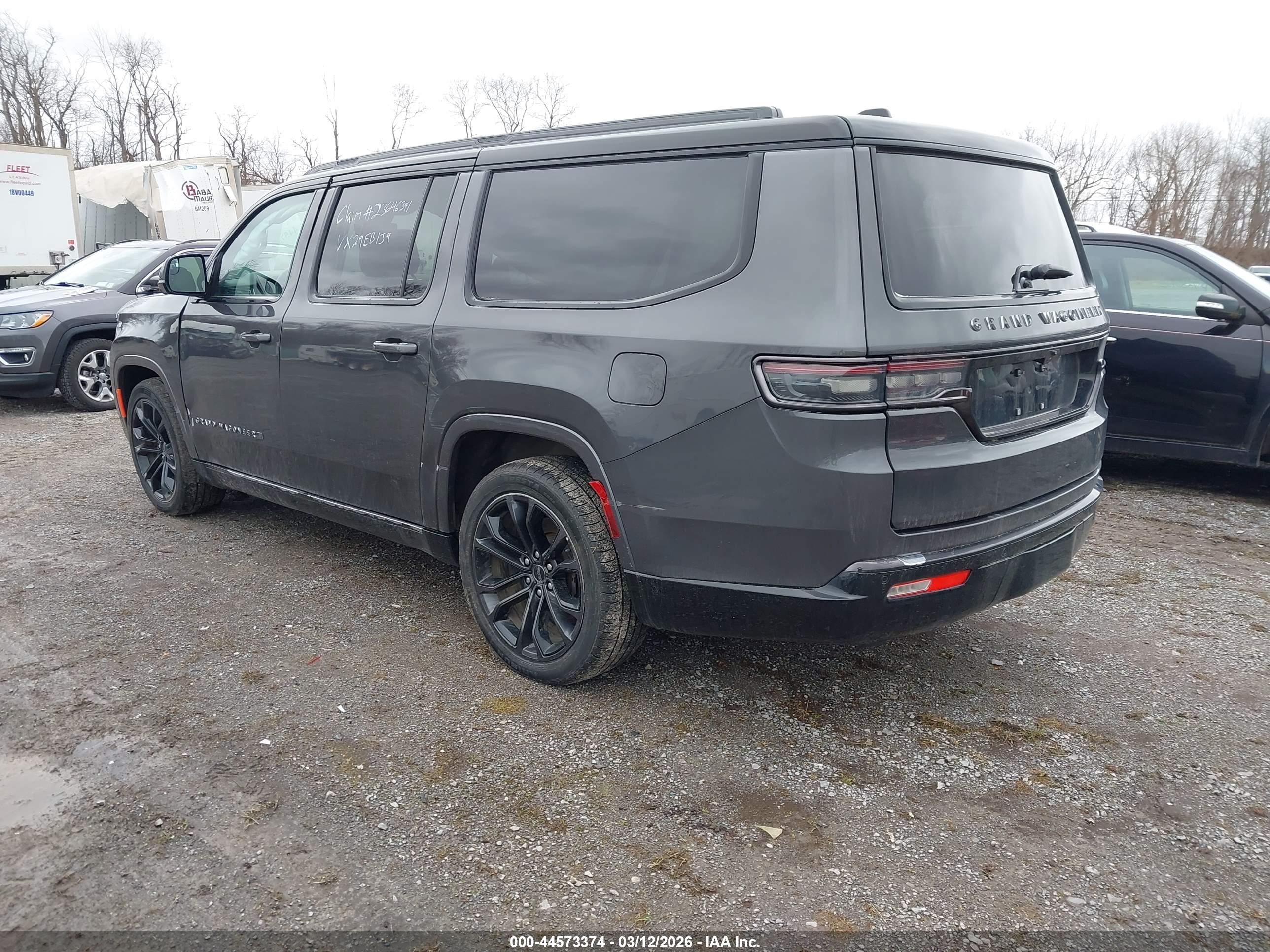 JEEP GRAND image 3