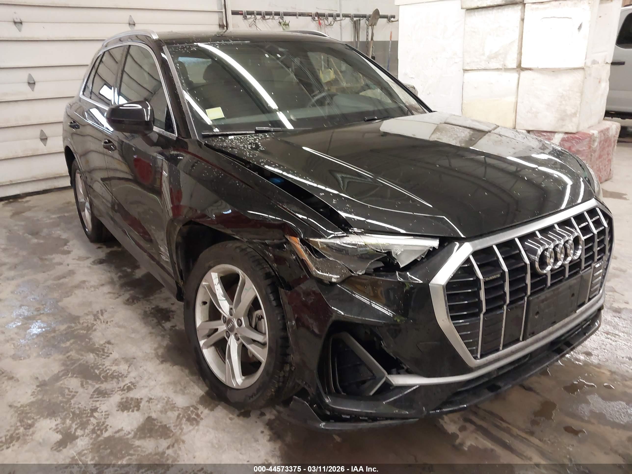 AUDI Q3 image 6