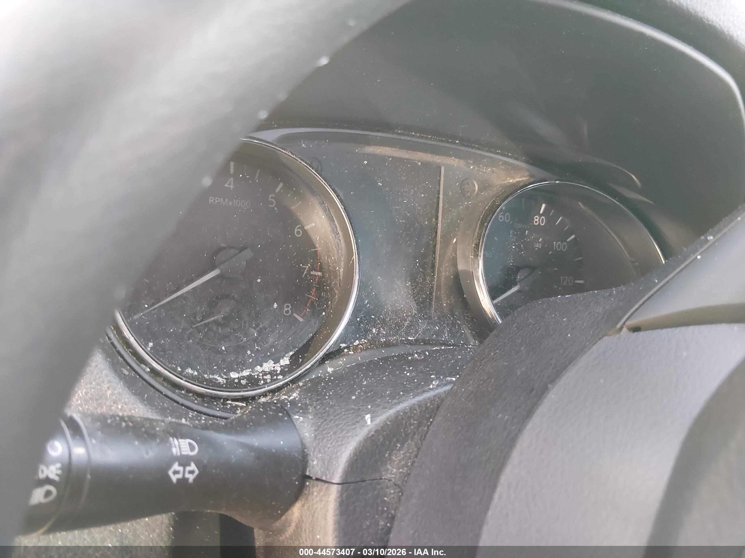 NISSAN ROGUE image 7