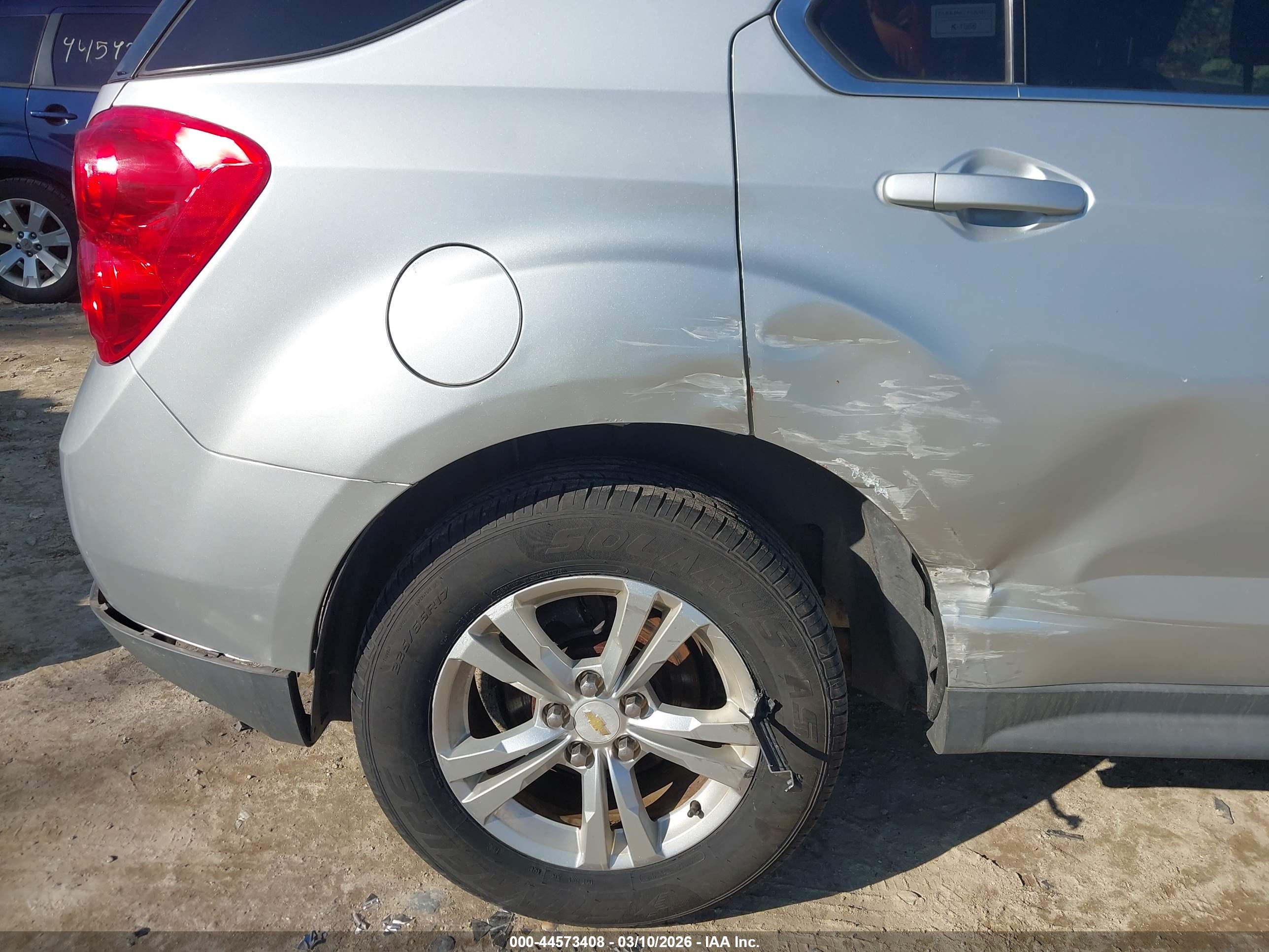 CHEVROLET EQUINOX image 6