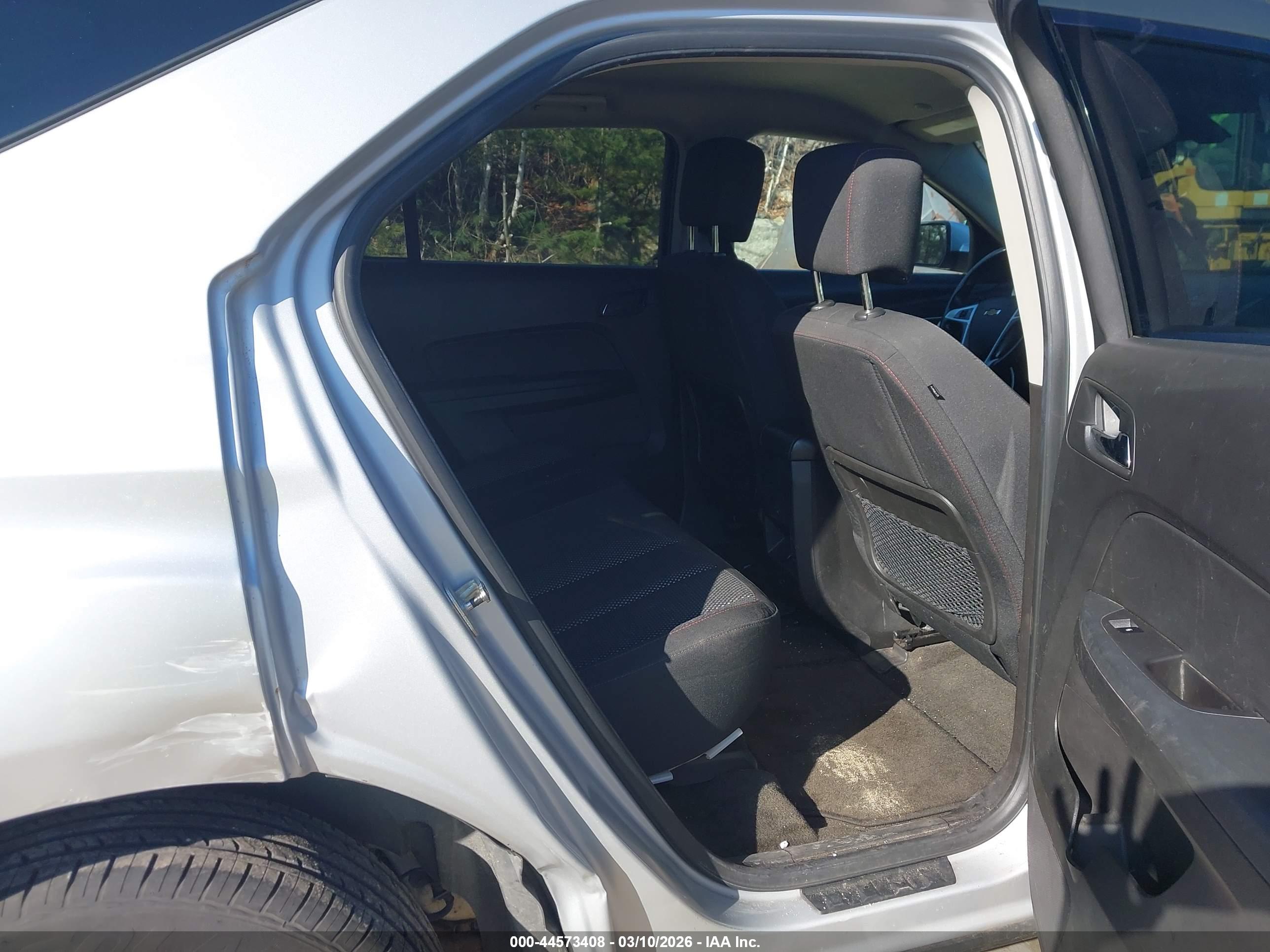 CHEVROLET EQUINOX image 8