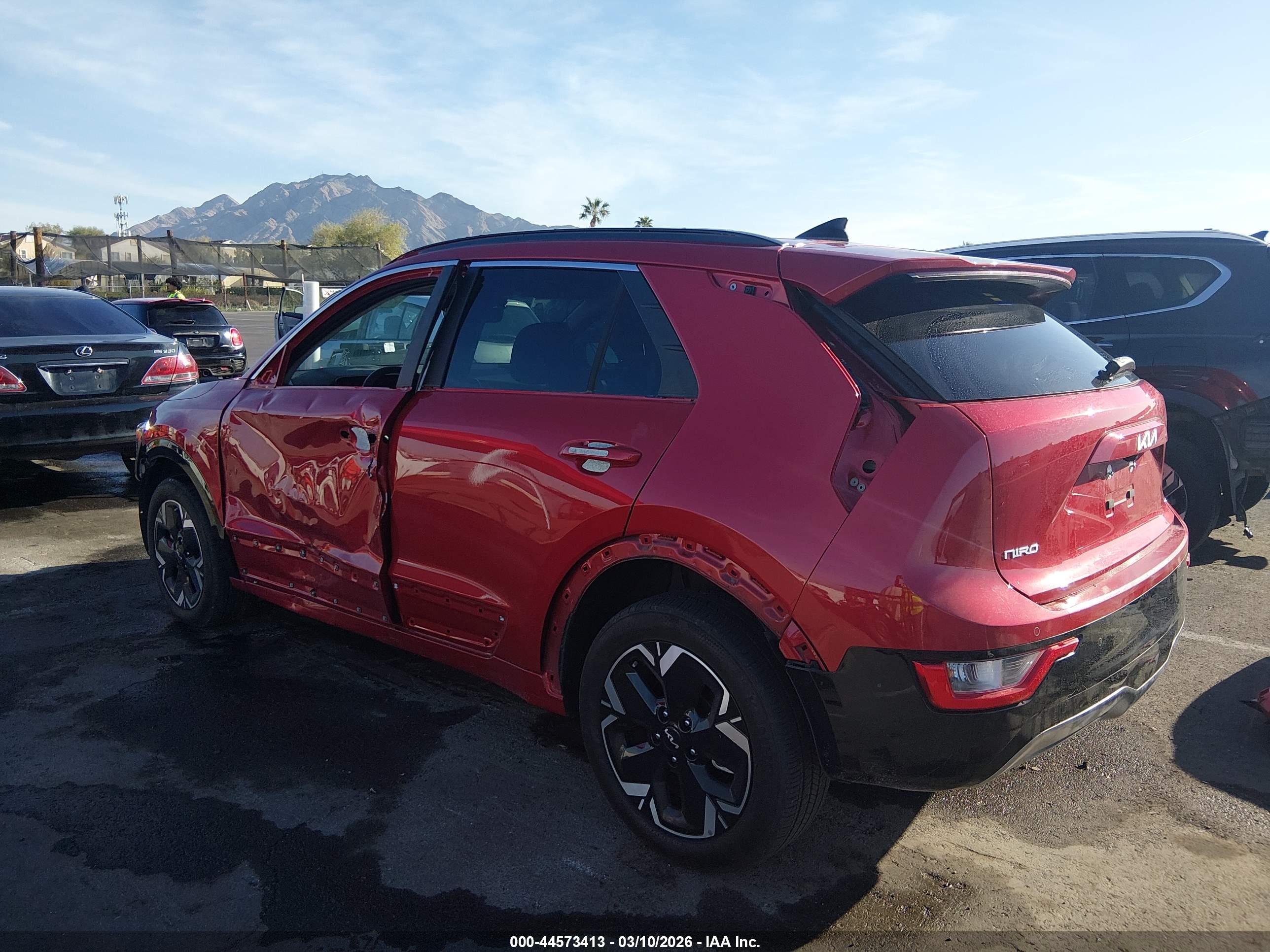 KIA NIRO image 3