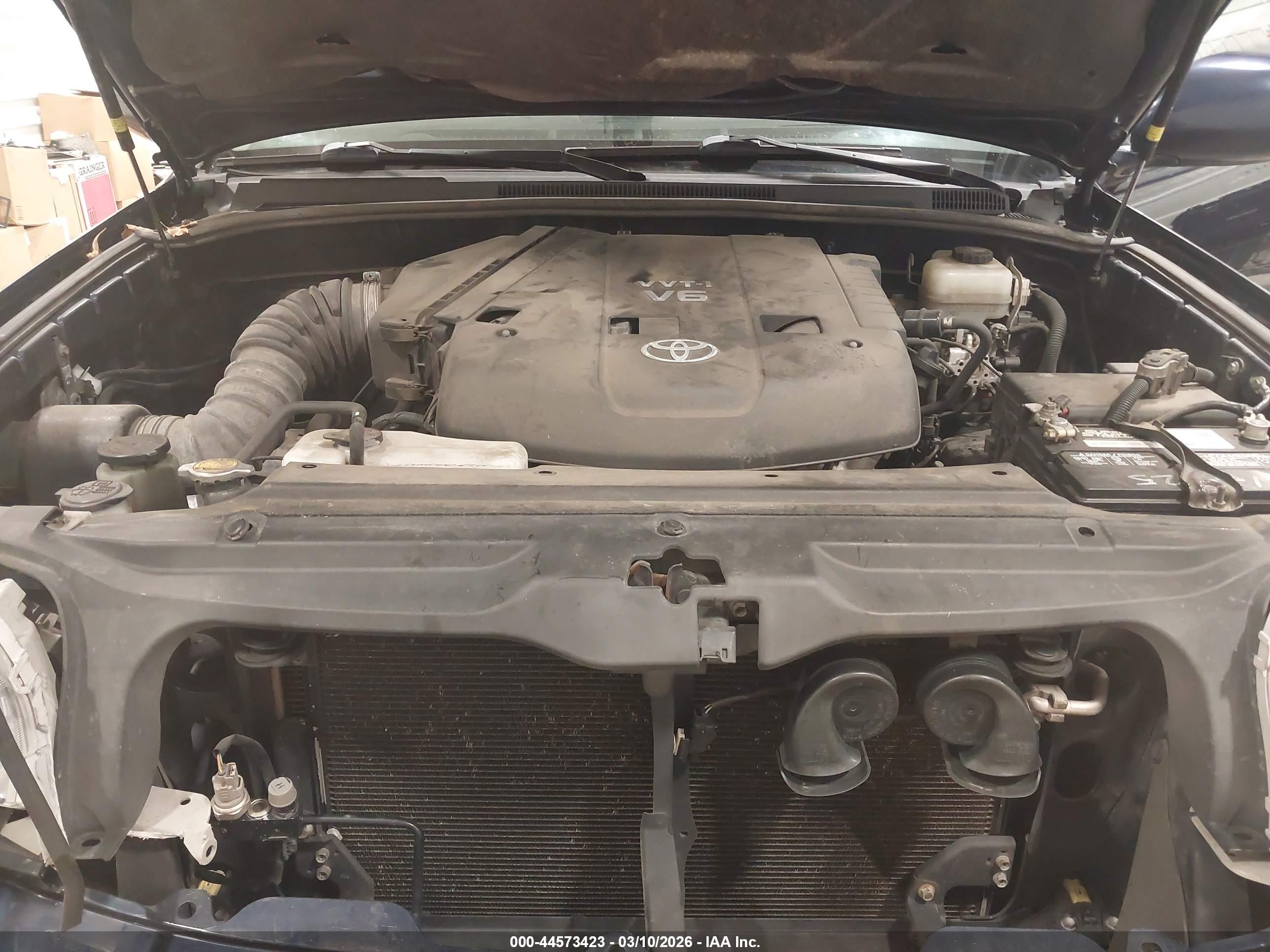 TOYOTA 4RUNNER image 10