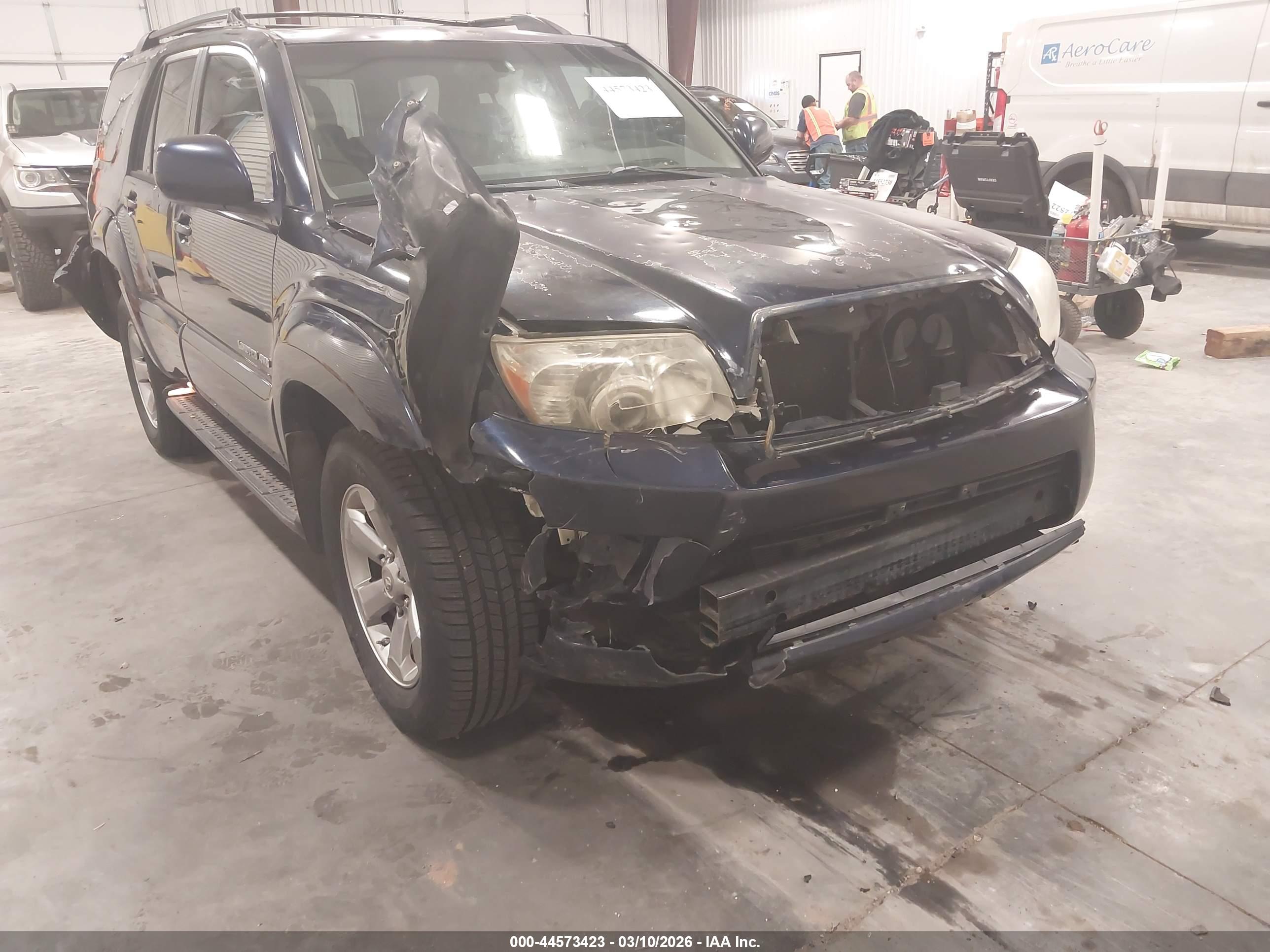 TOYOTA 4RUNNER image 6