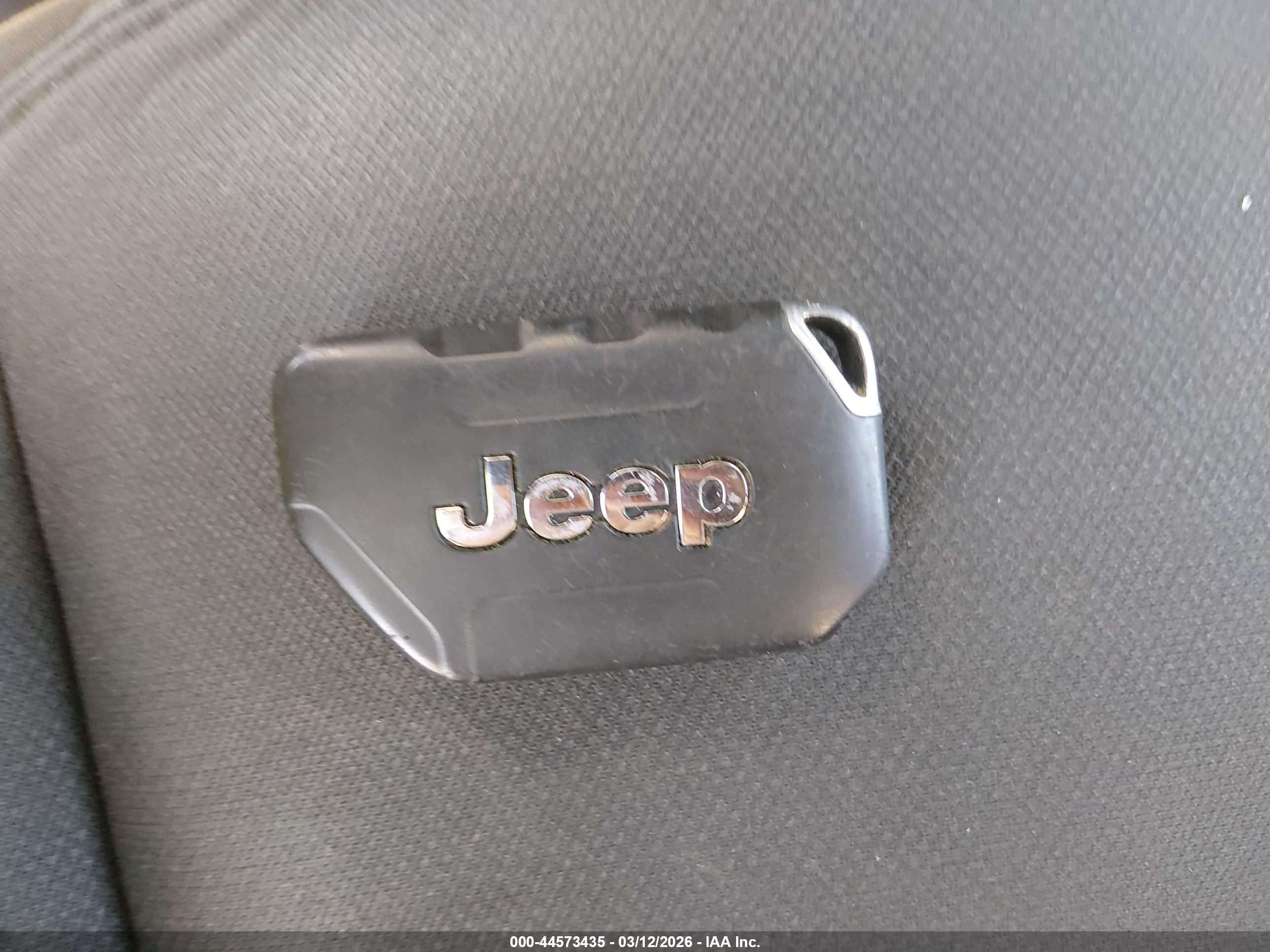 JEEP WRANGLER image 11