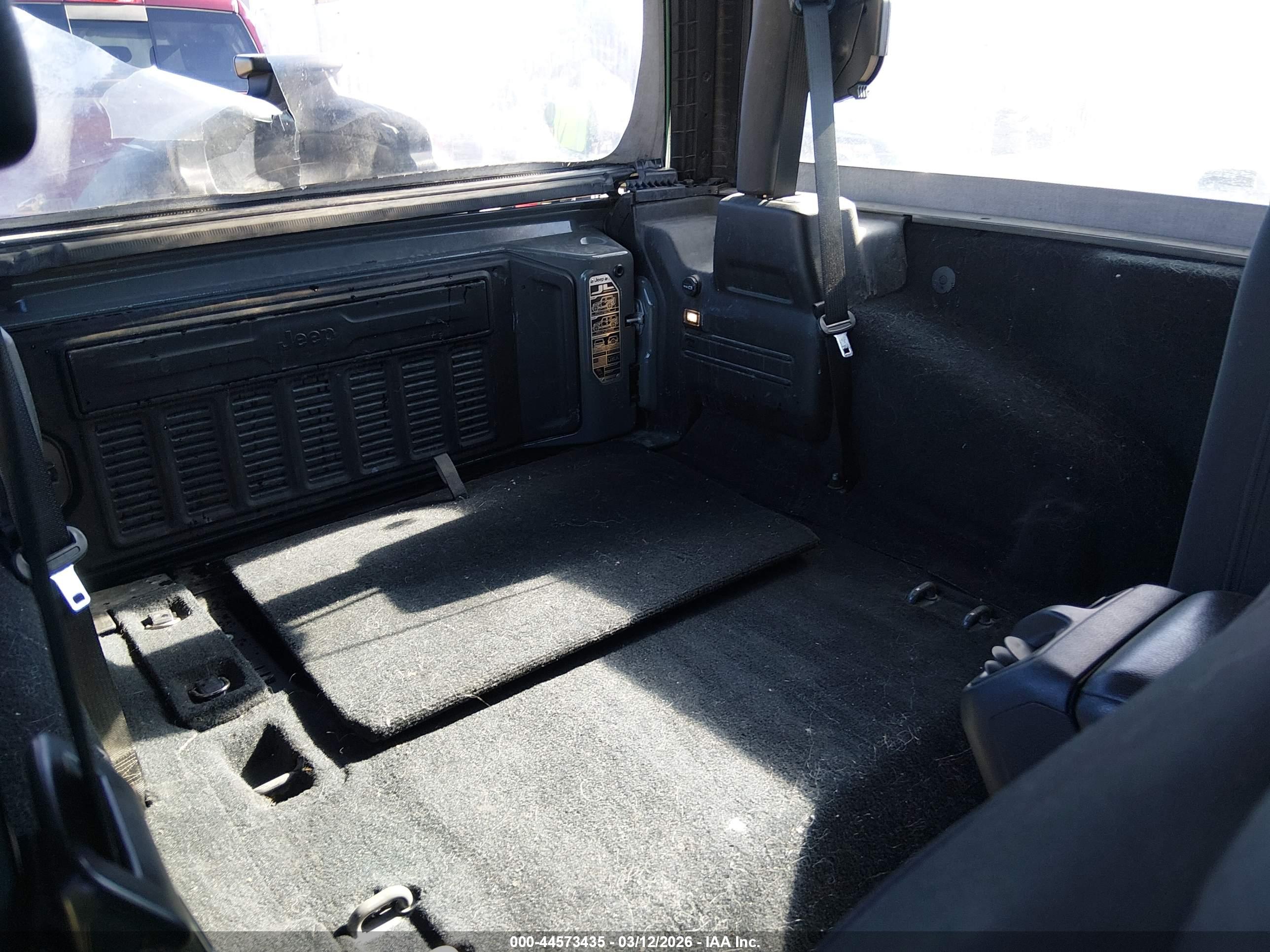 JEEP WRANGLER image 8