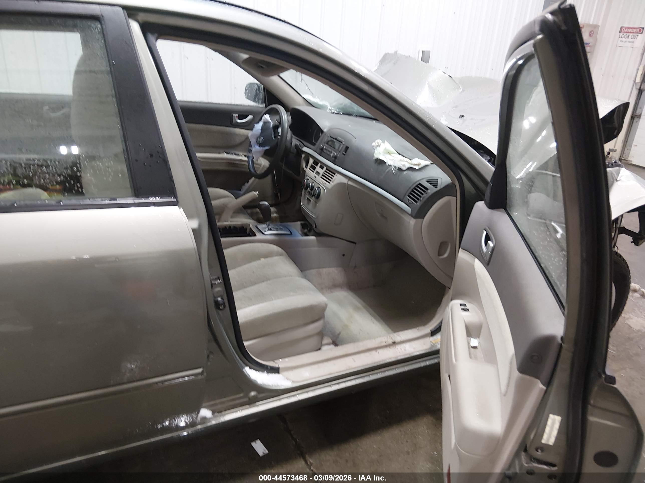 HYUNDAI SONATA image 5