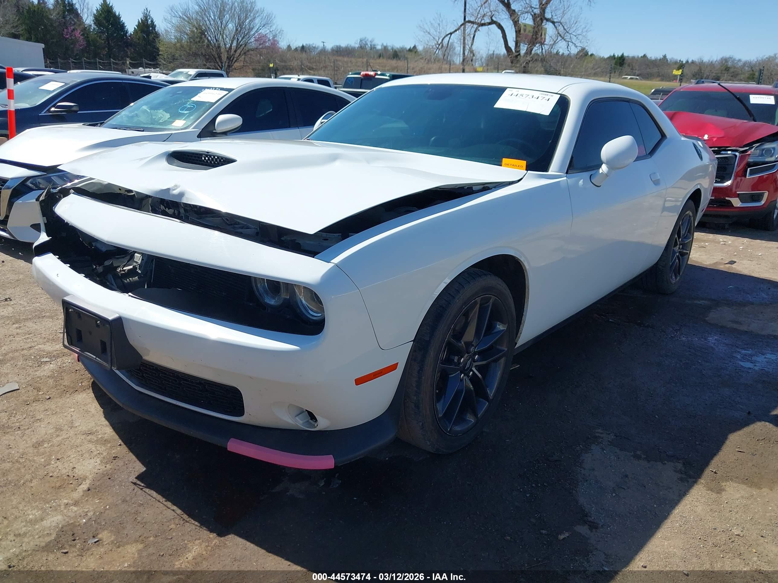 DODGE CHALLENGER image 2
