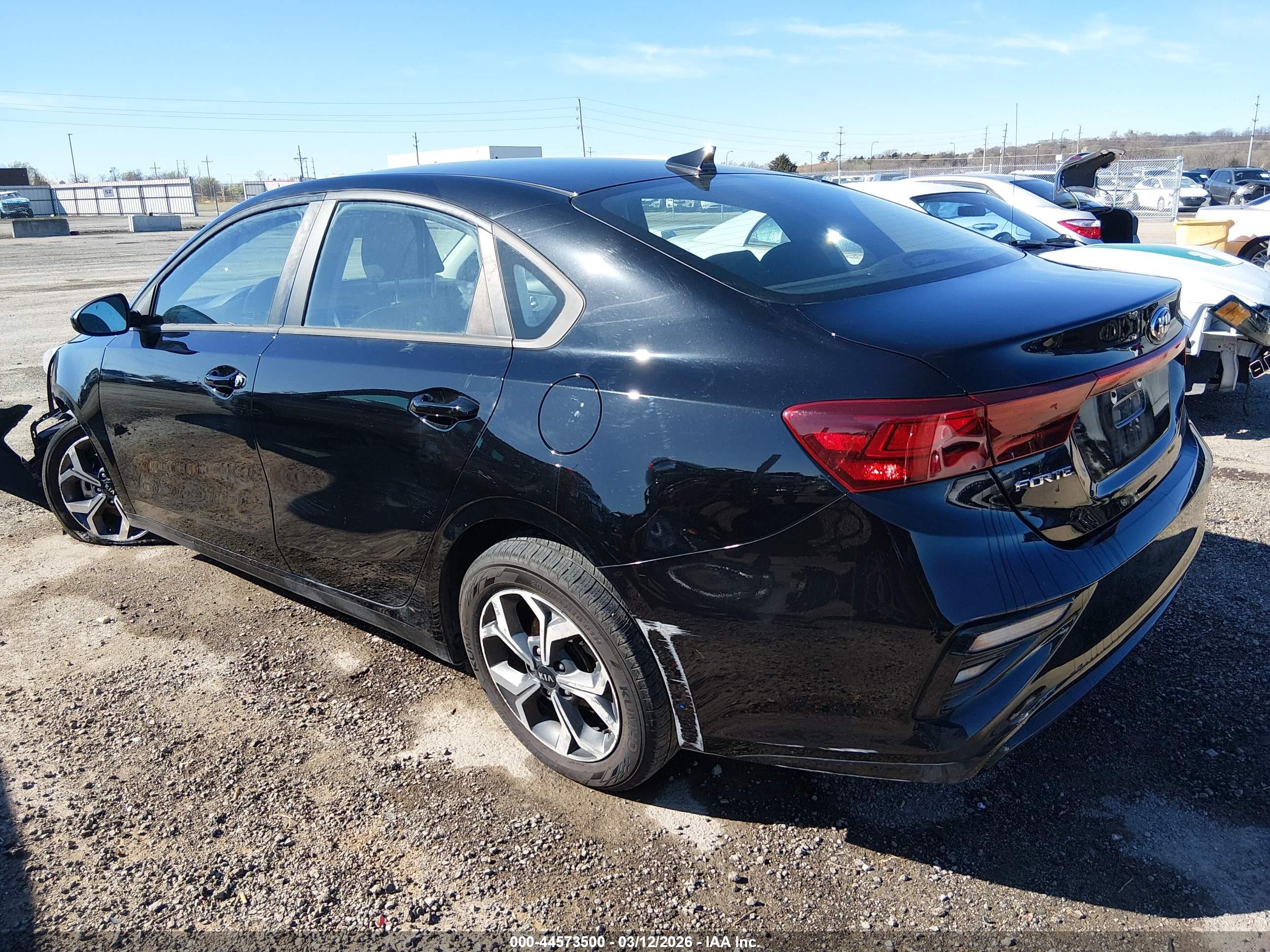 KIA FORTE image 3