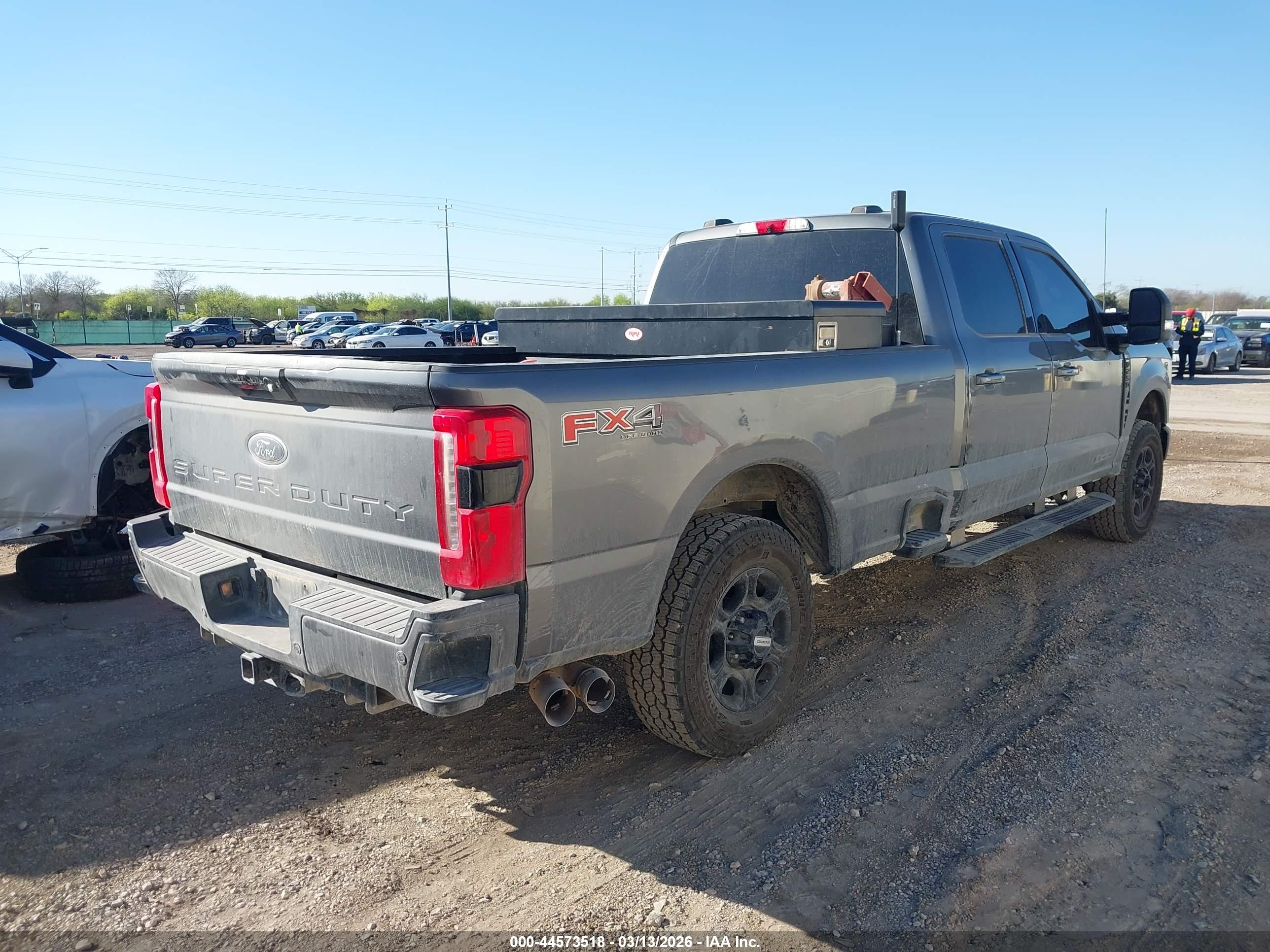 FORD F-250 image 4