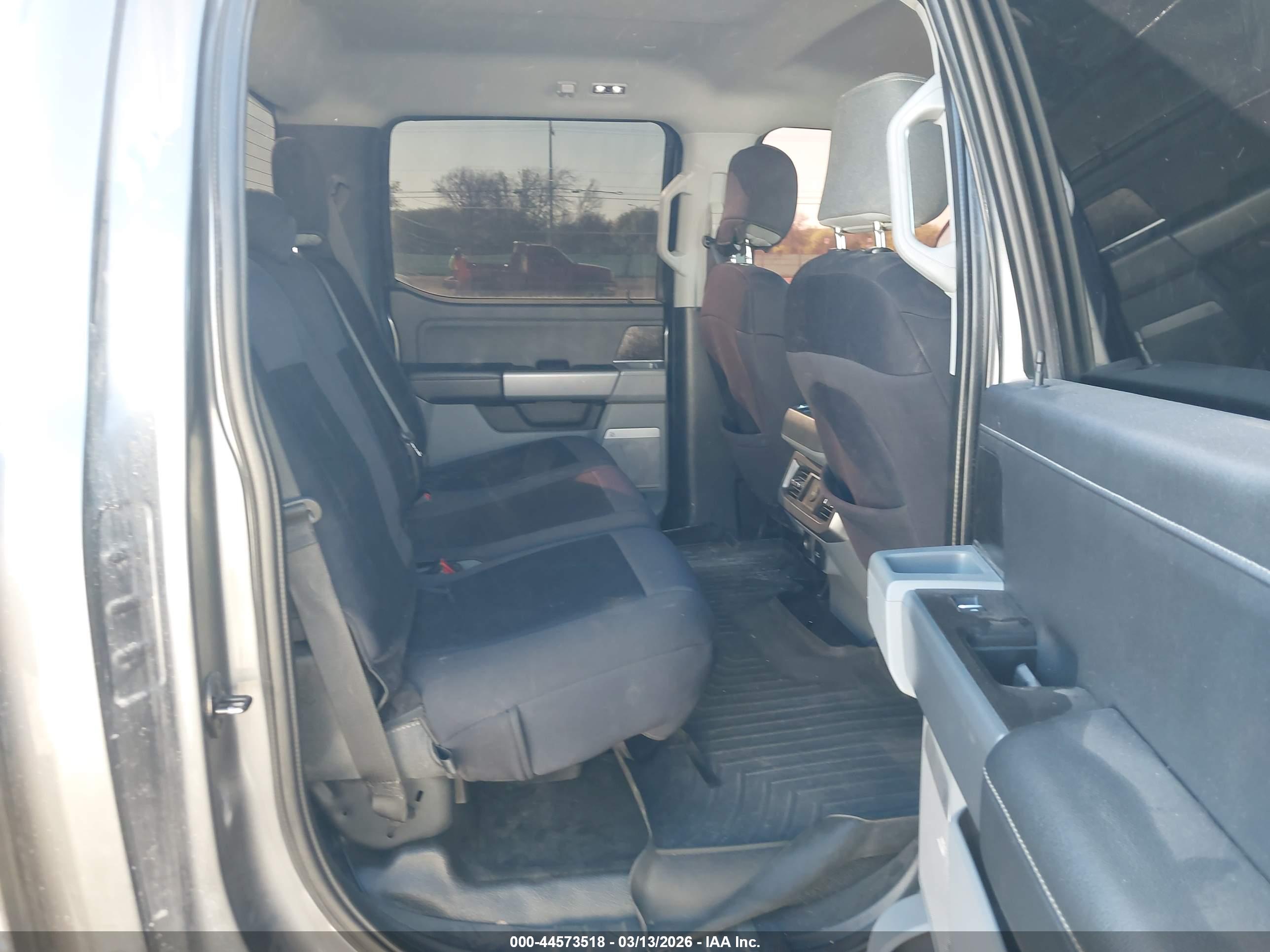 FORD F-250 image 8