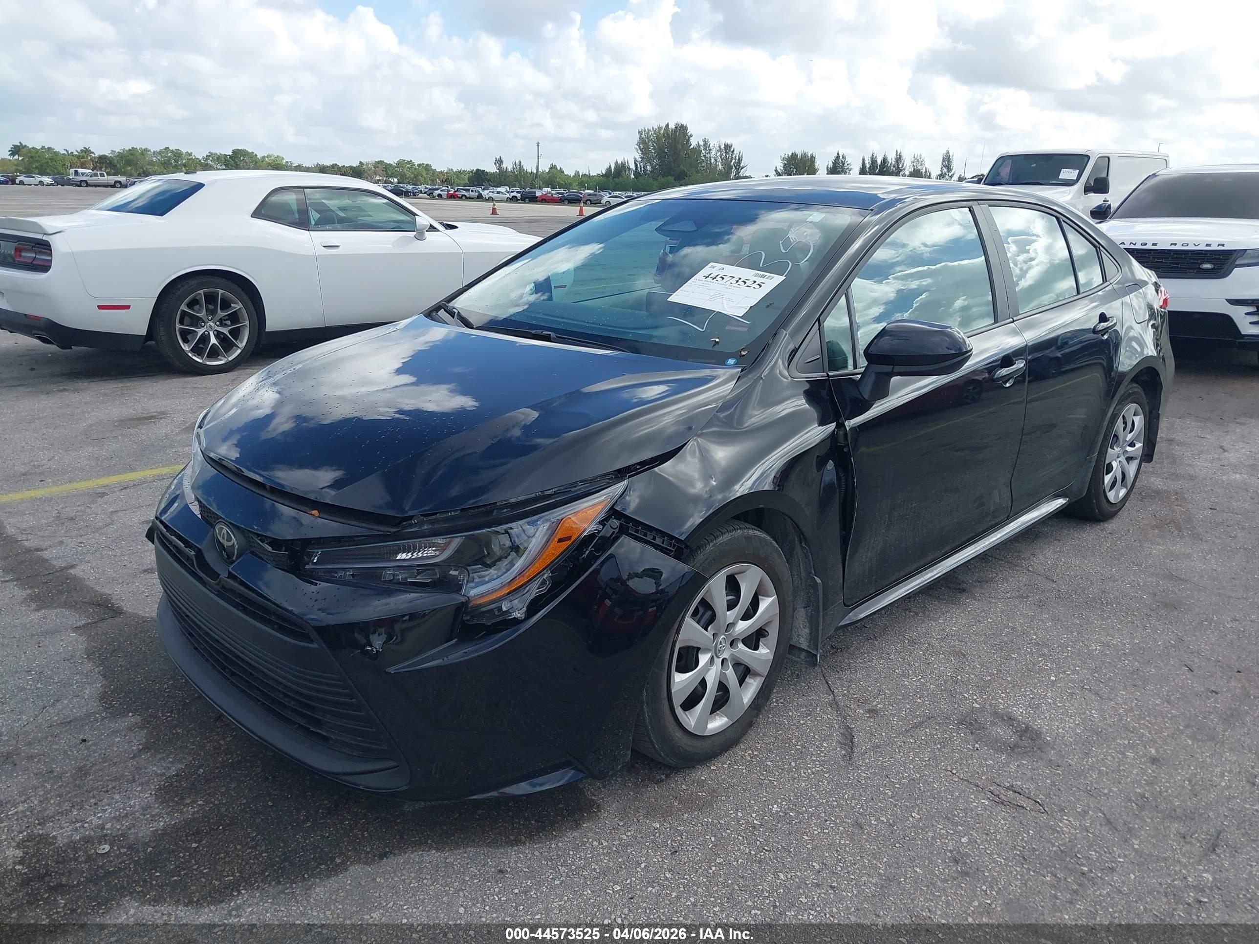TOYOTA COROLLA image 6