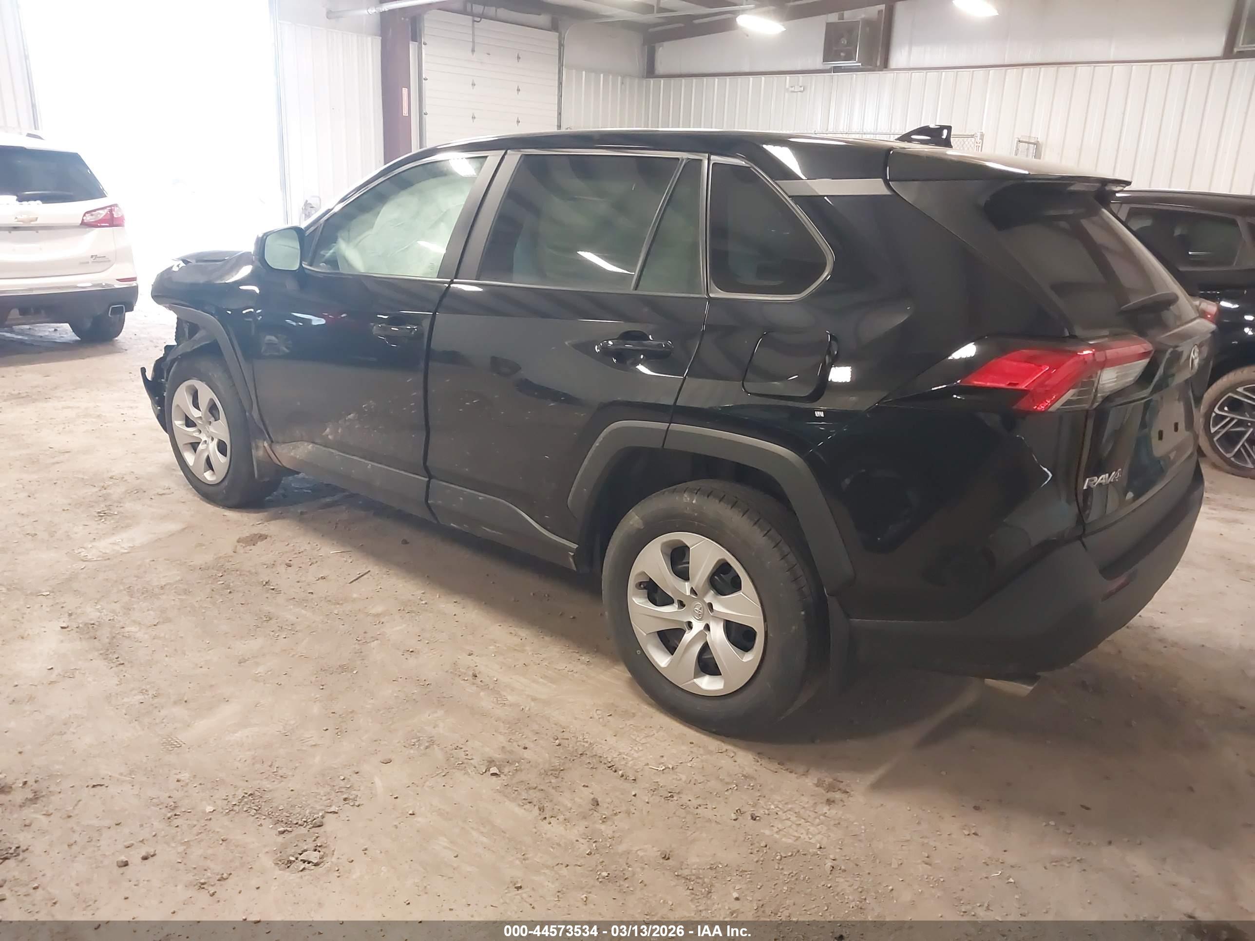 TOYOTA RAV4 image 3