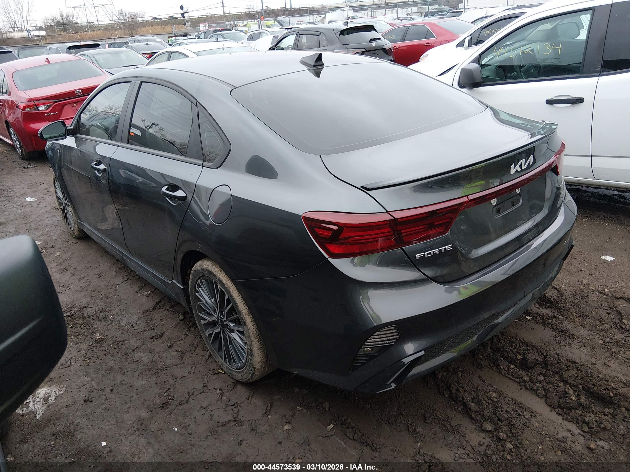 KIA FORTE image 3