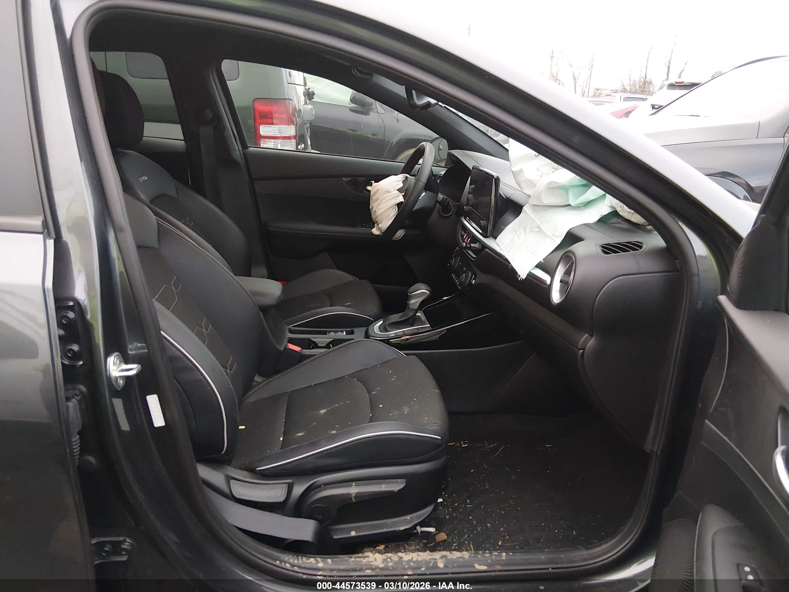 KIA FORTE image 5