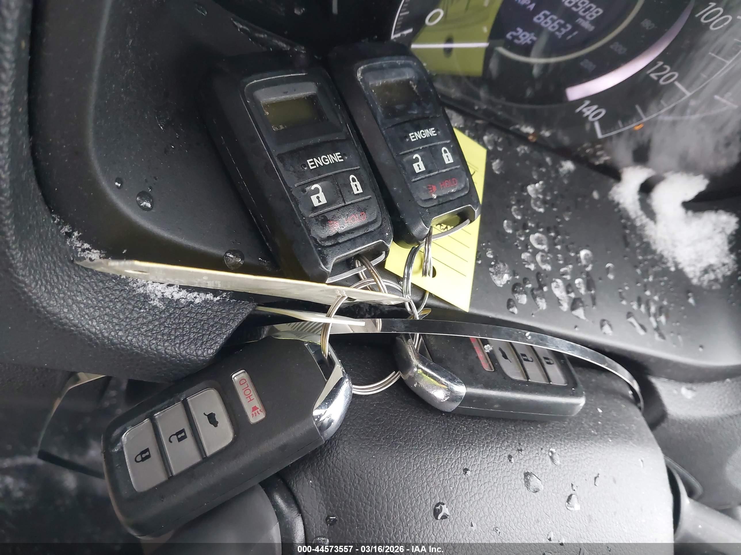HONDA CR-V image 11
