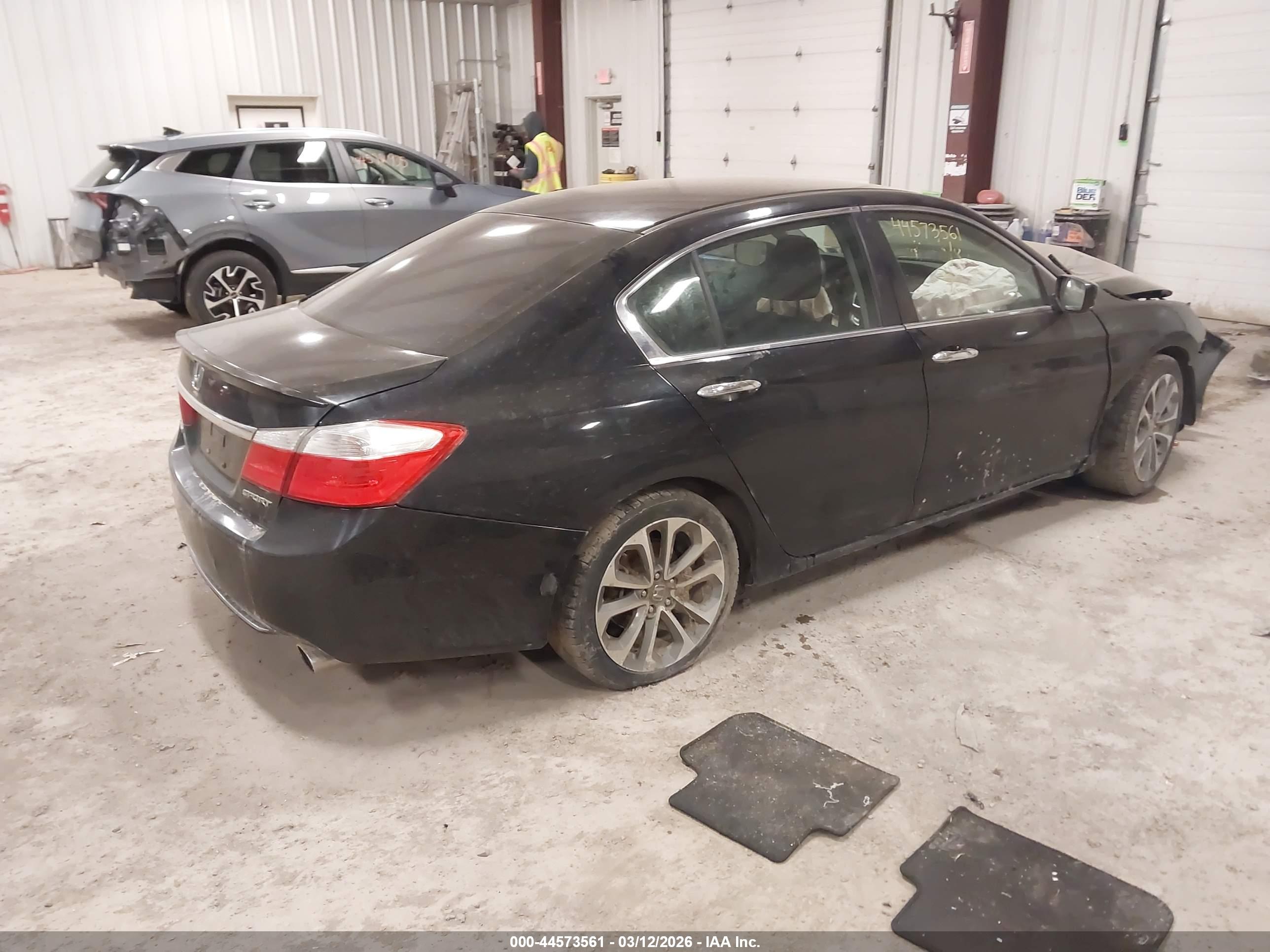HONDA ACCORD image 4