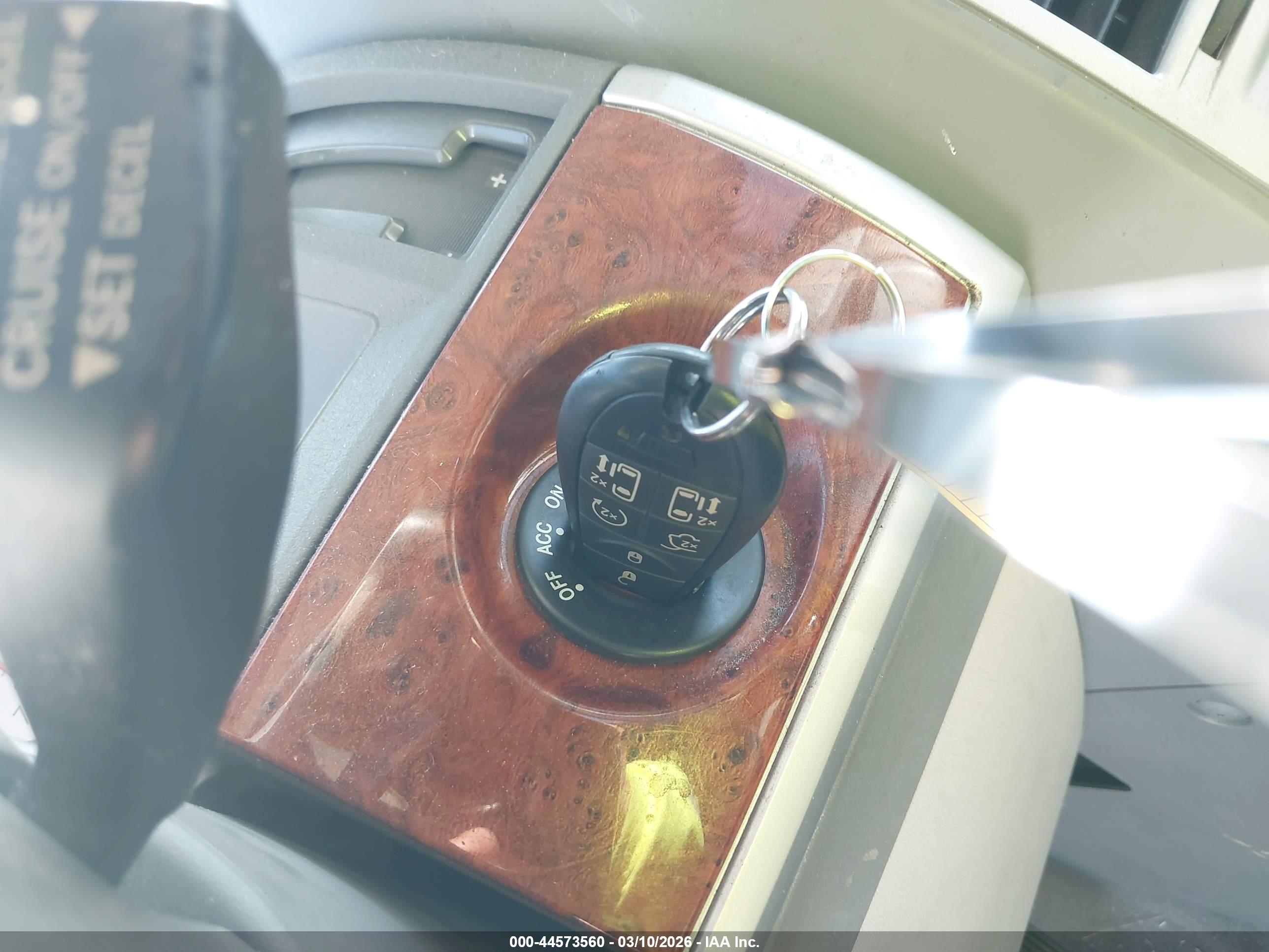CHRYSLER TOWN image 11