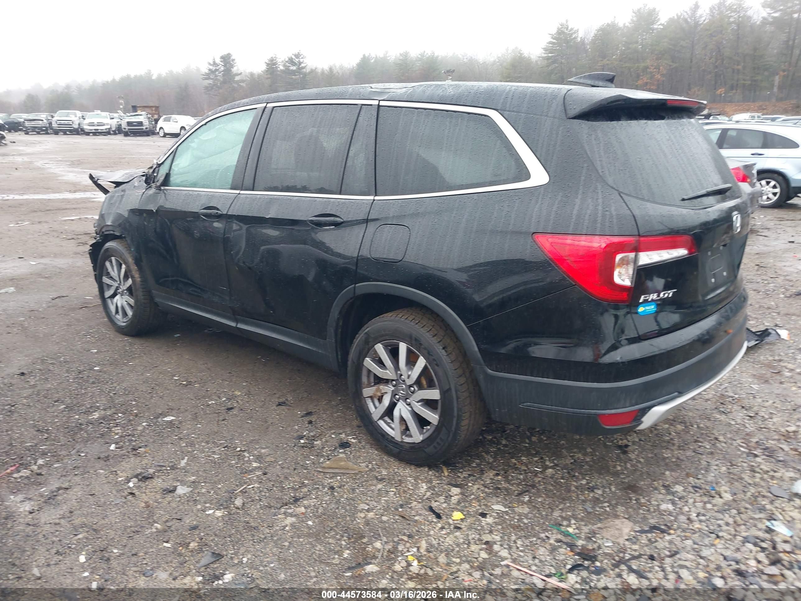 HONDA PILOT image 3