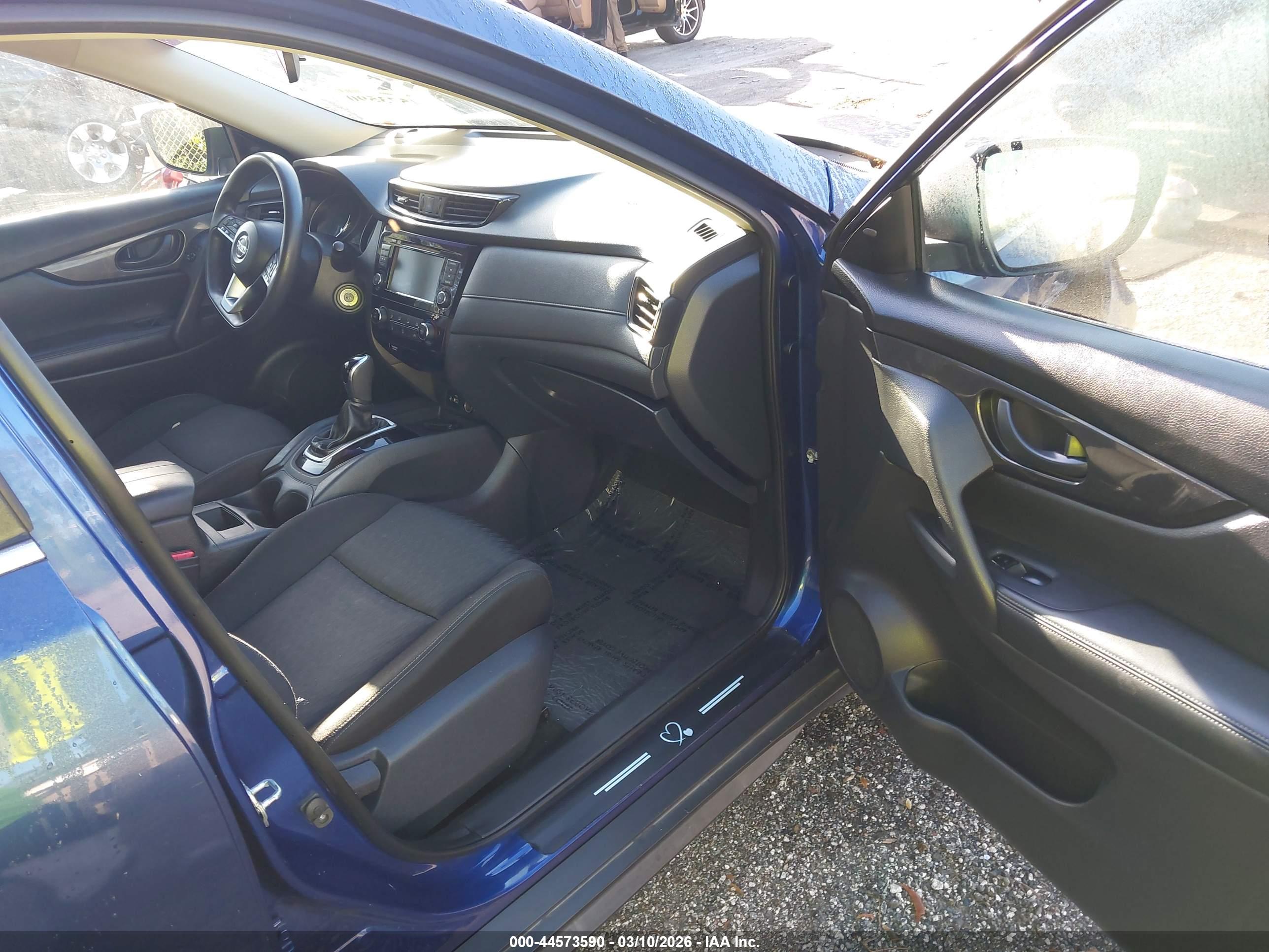 NISSAN ROGUE image 5