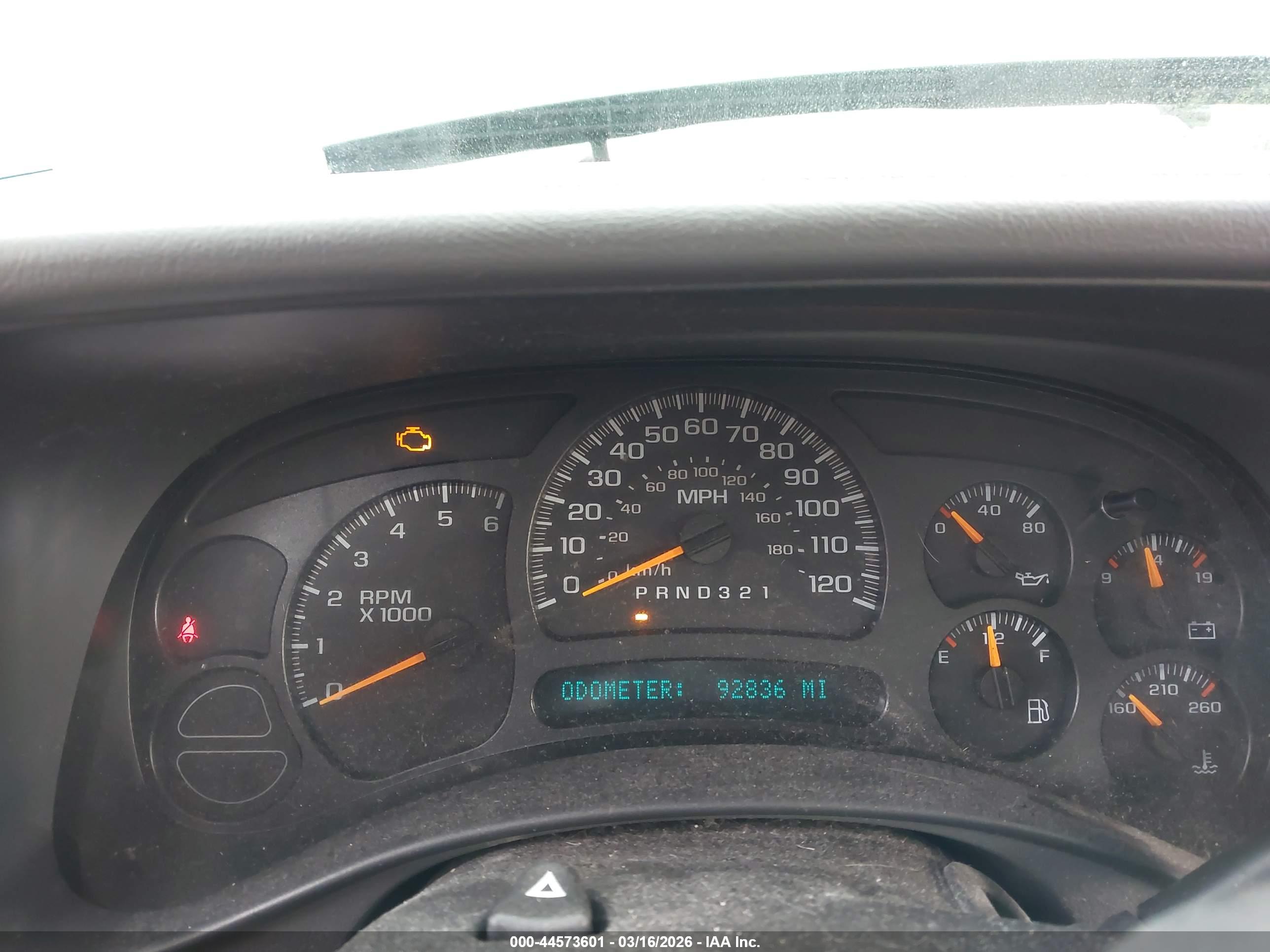 CHEVROLET SILVERADO image 7