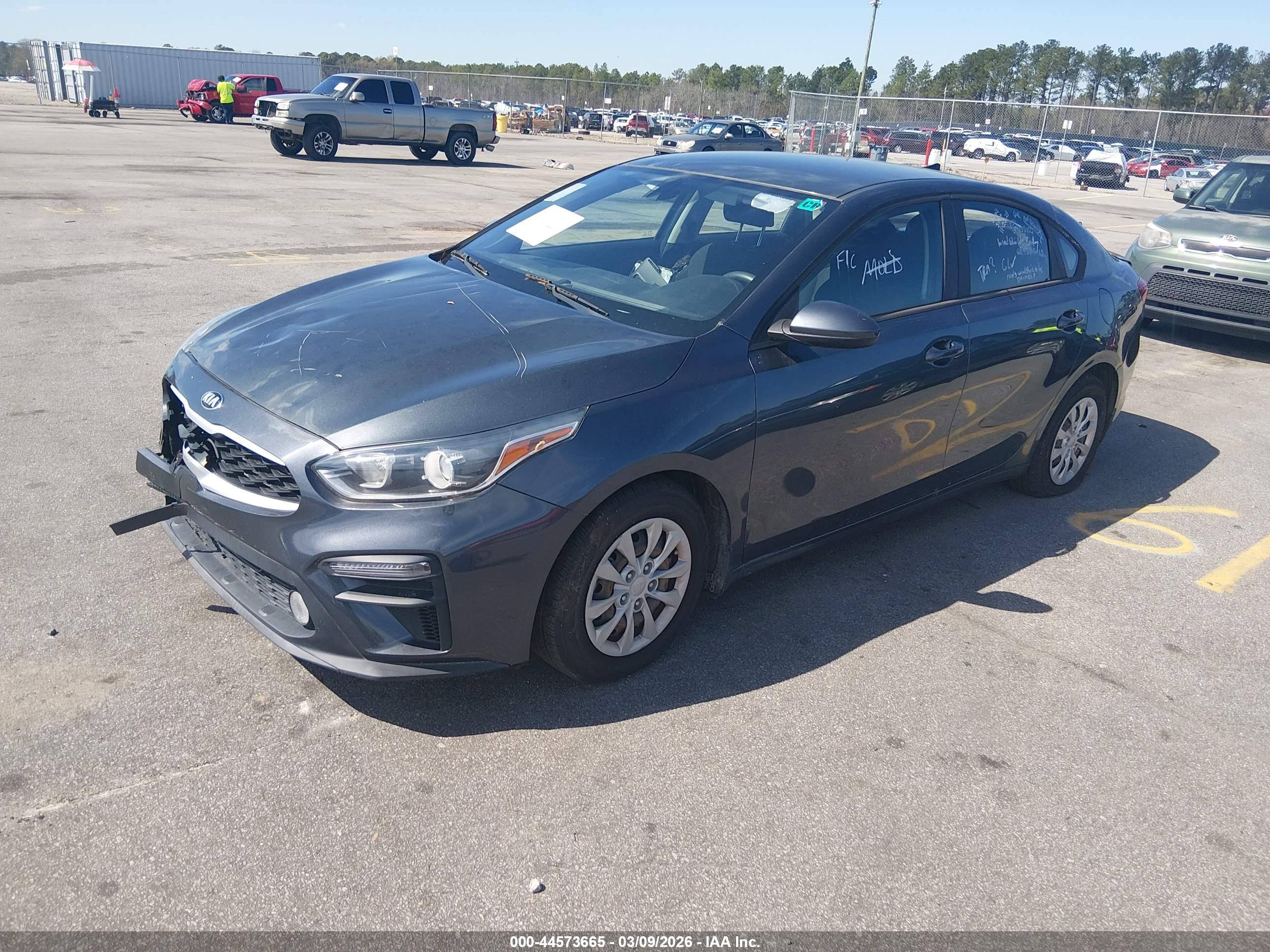 KIA FORTE image 2