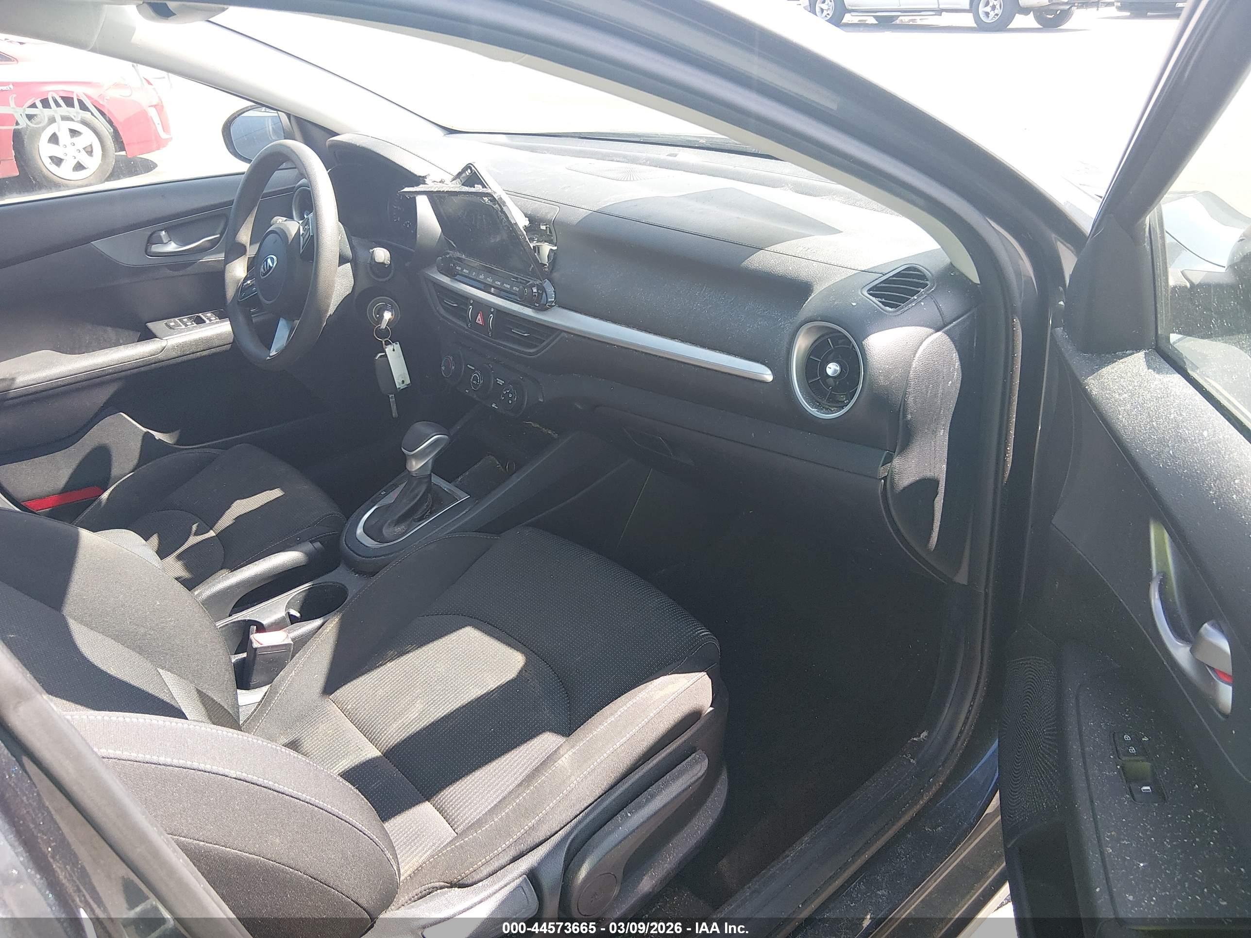 KIA FORTE image 5