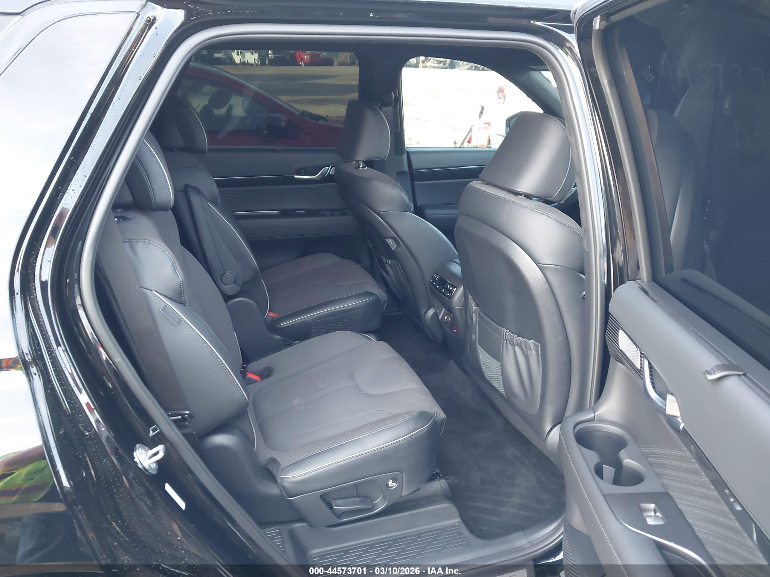 HYUNDAI PALISADE image 8