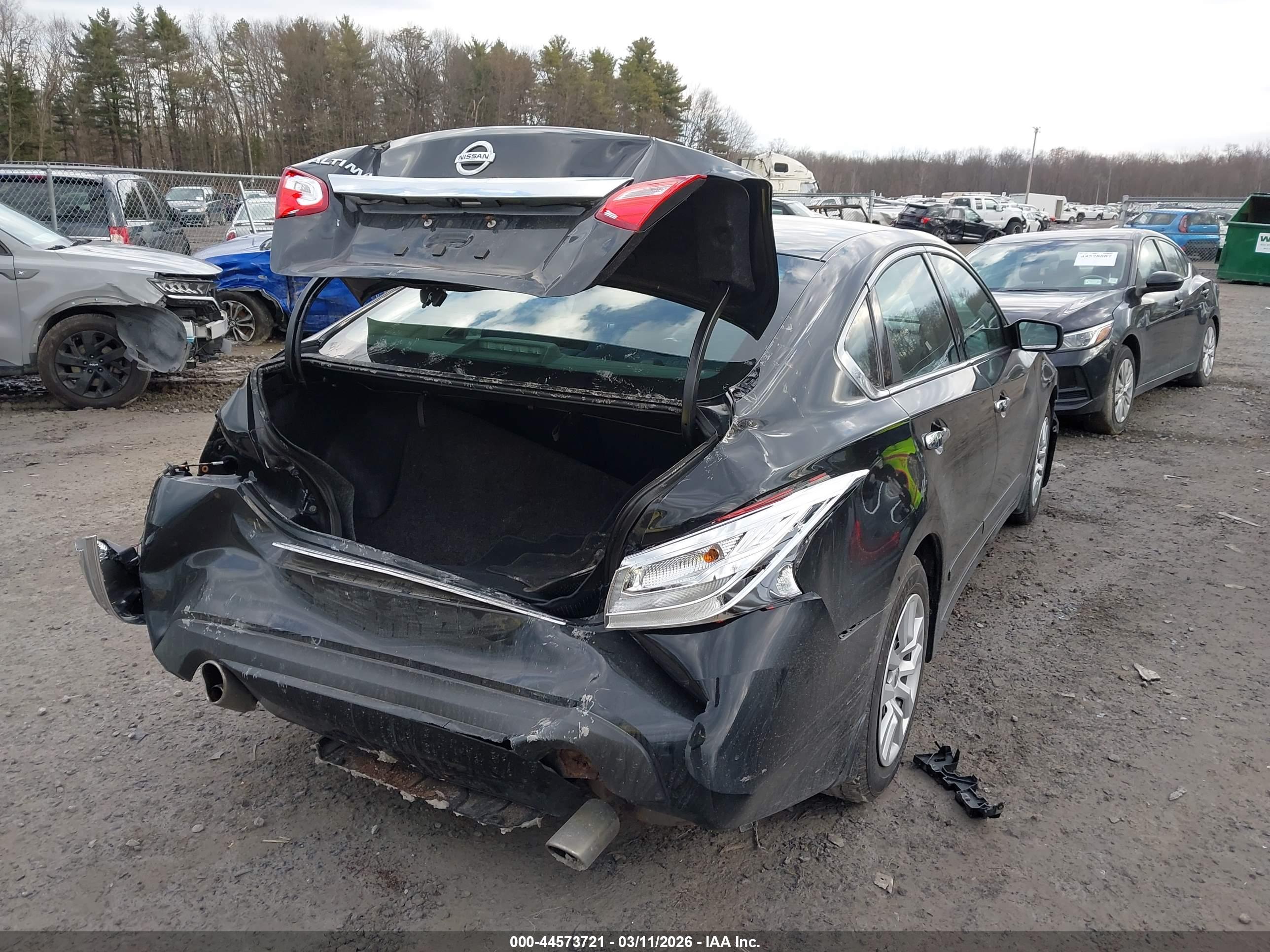 NISSAN ALTIMA image 6