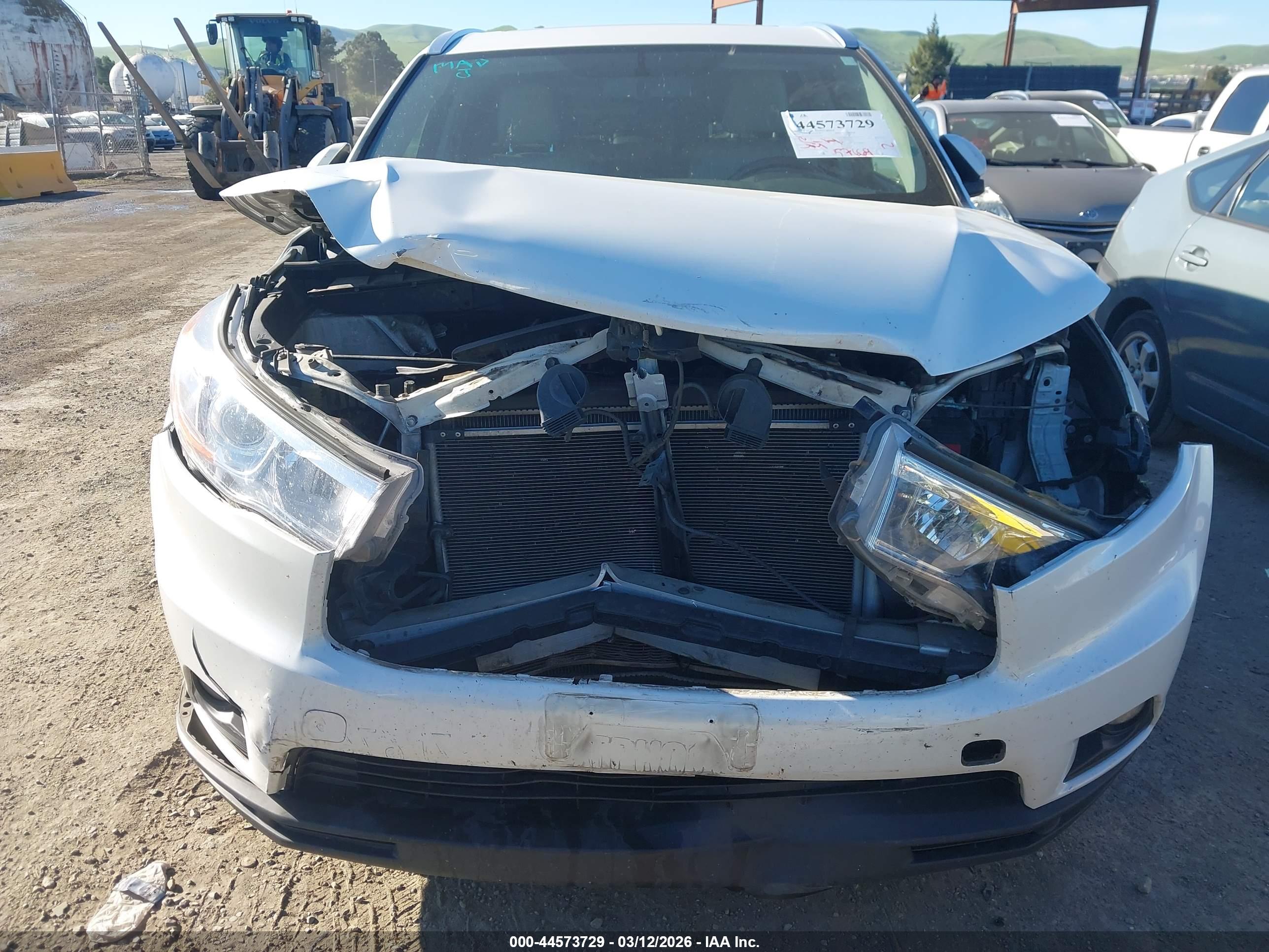 TOYOTA HIGHLANDER image 6