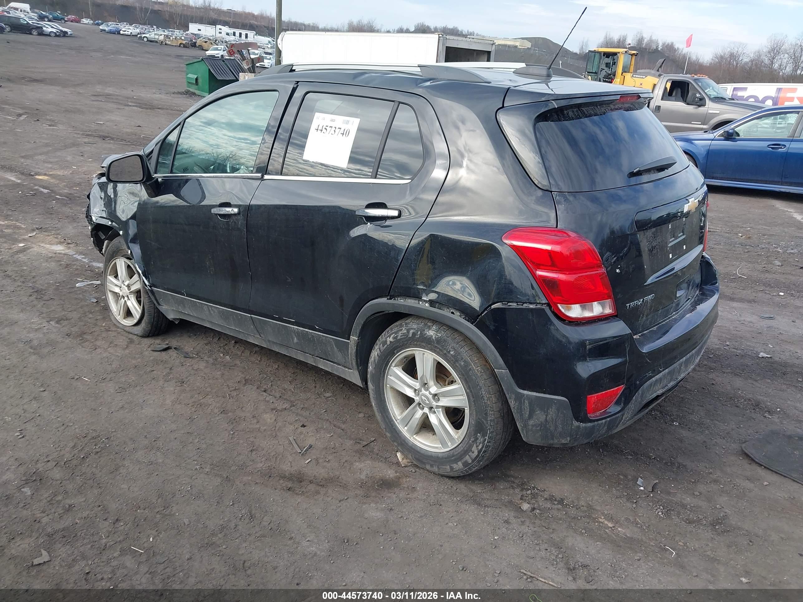 CHEVROLET TRAX image 3