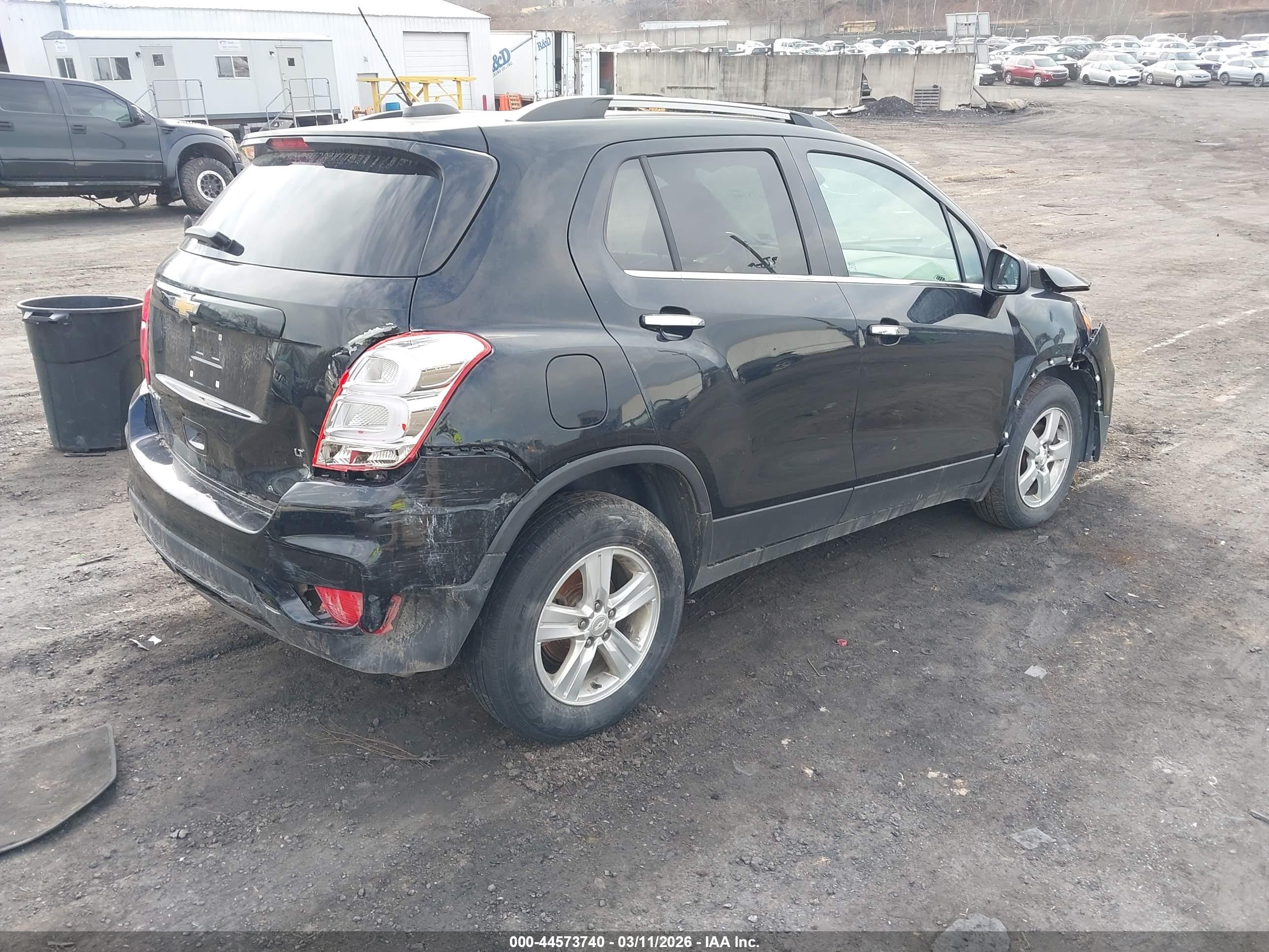 CHEVROLET TRAX image 4