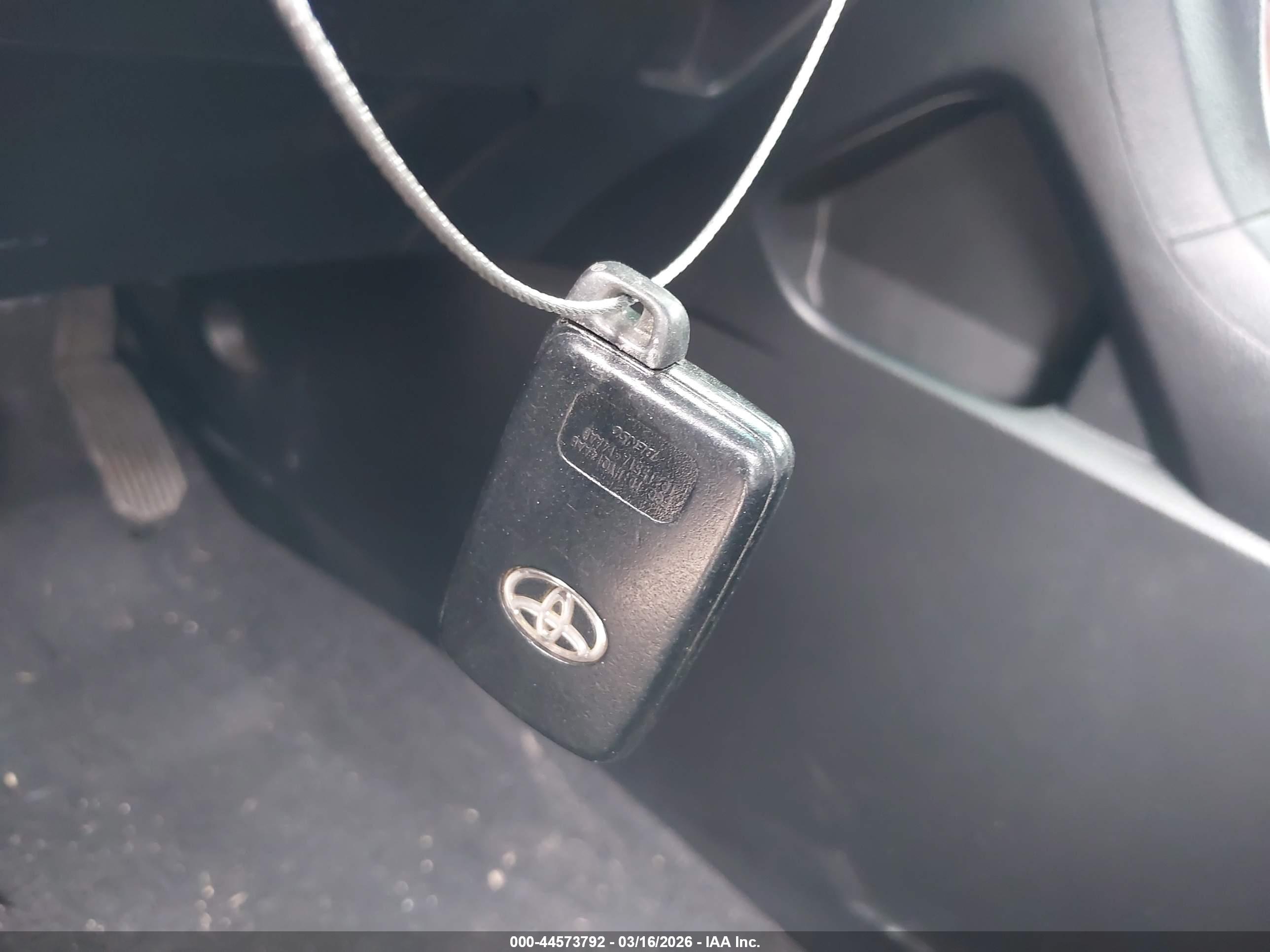TOYOTA HIGHLANDER image 11