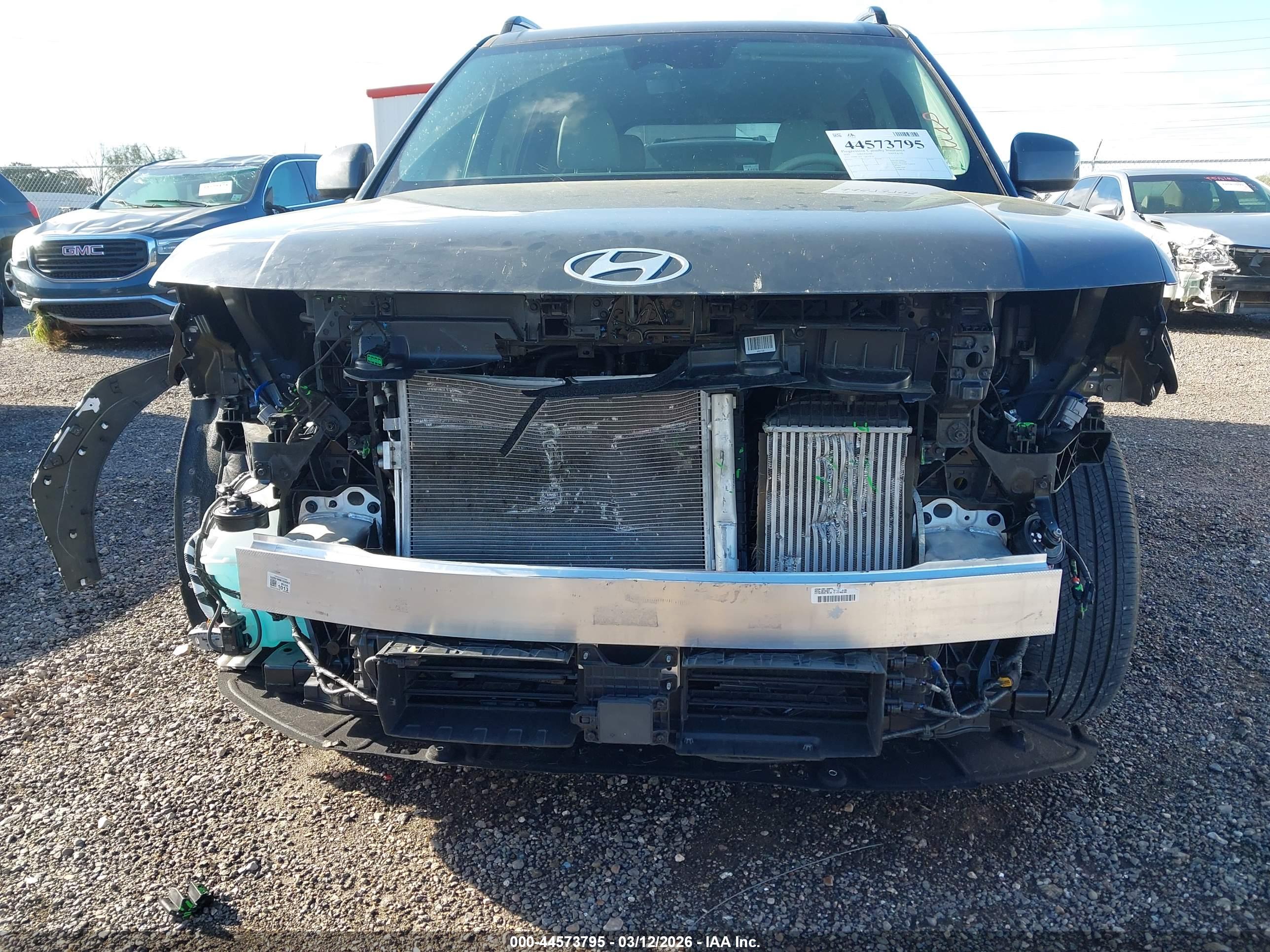 HYUNDAI SANTA image 6