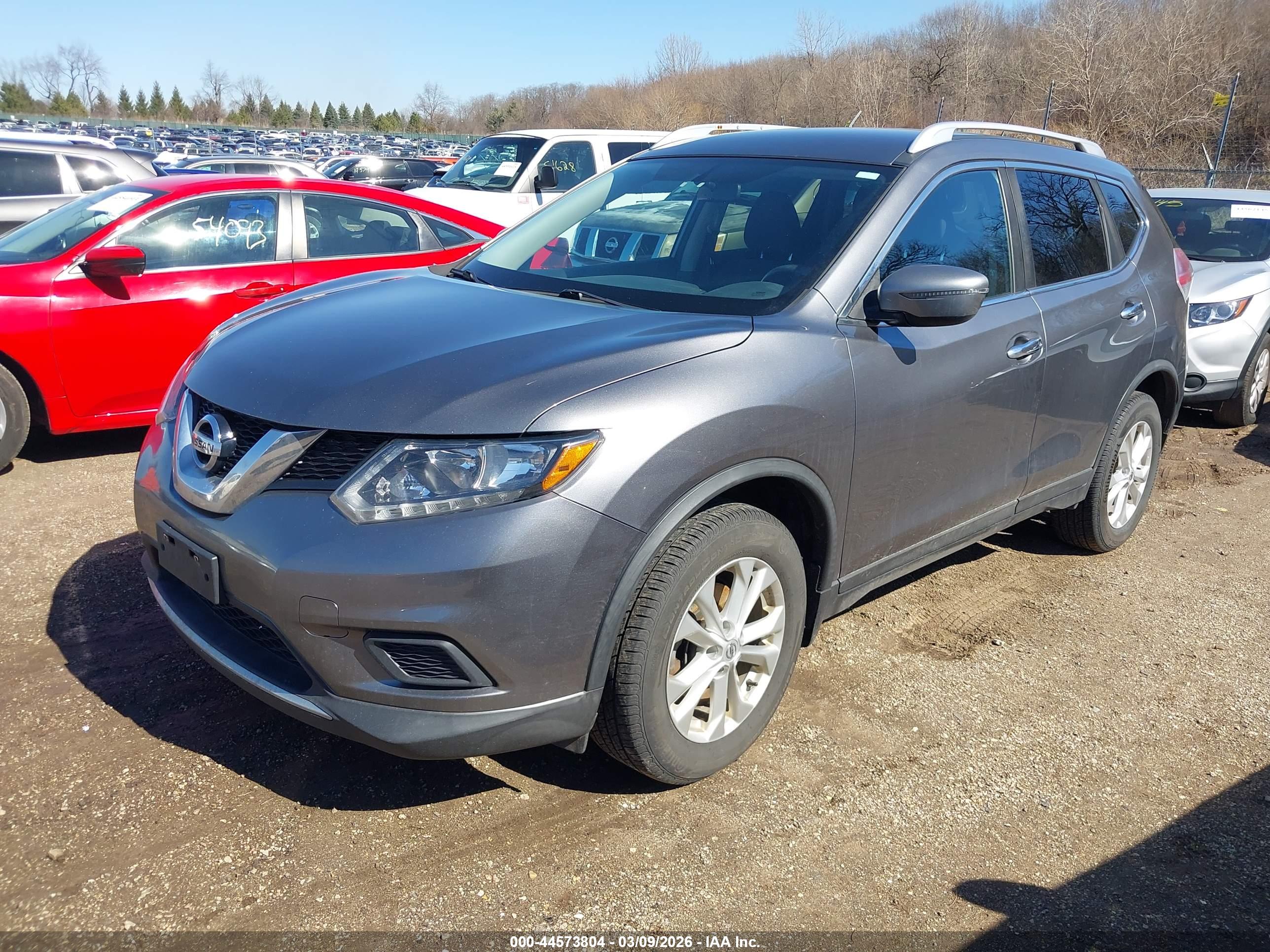 NISSAN ROGUE image 2