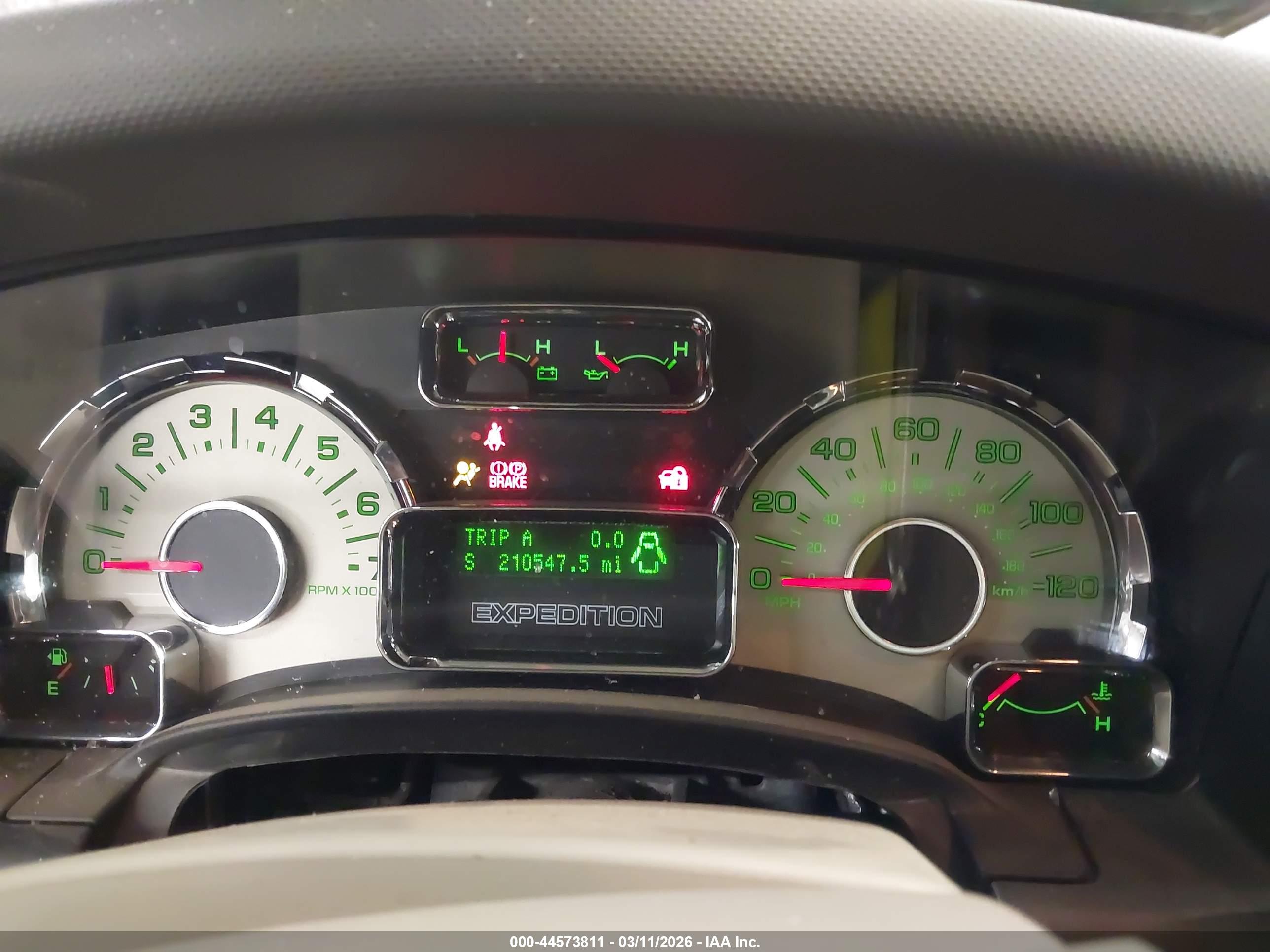 FORD EXPEDITION image 7