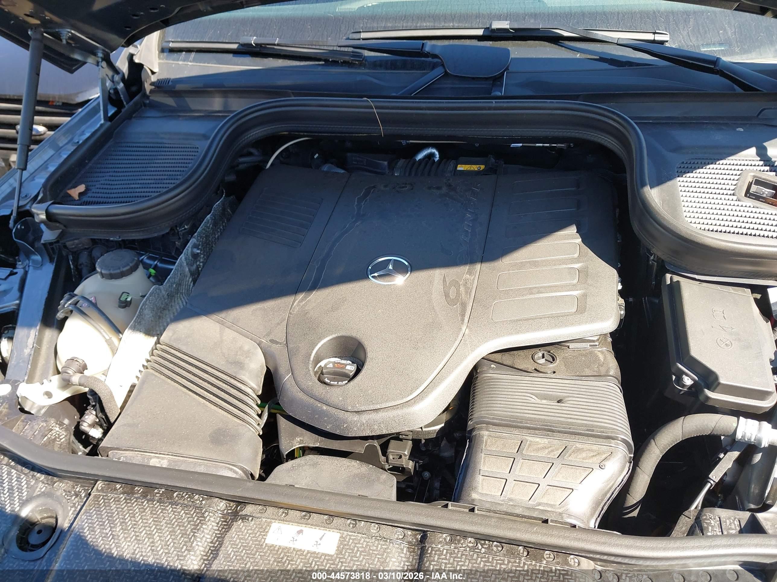 MERCEDES-BENZ GLS image 10